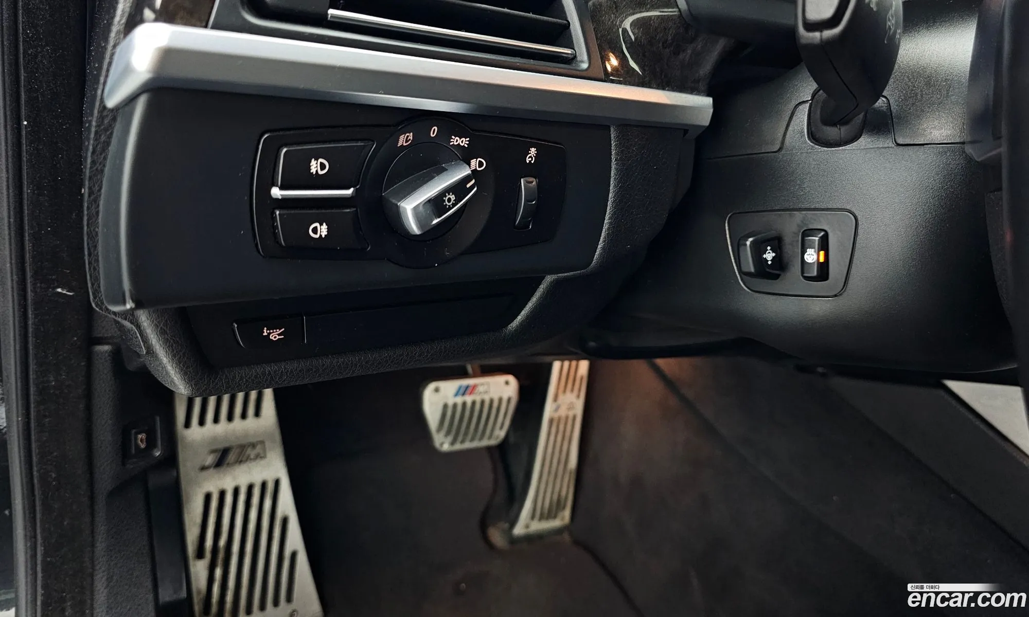 BMW 6 Series 2013 WBA6A8106DDZ27147 — 5