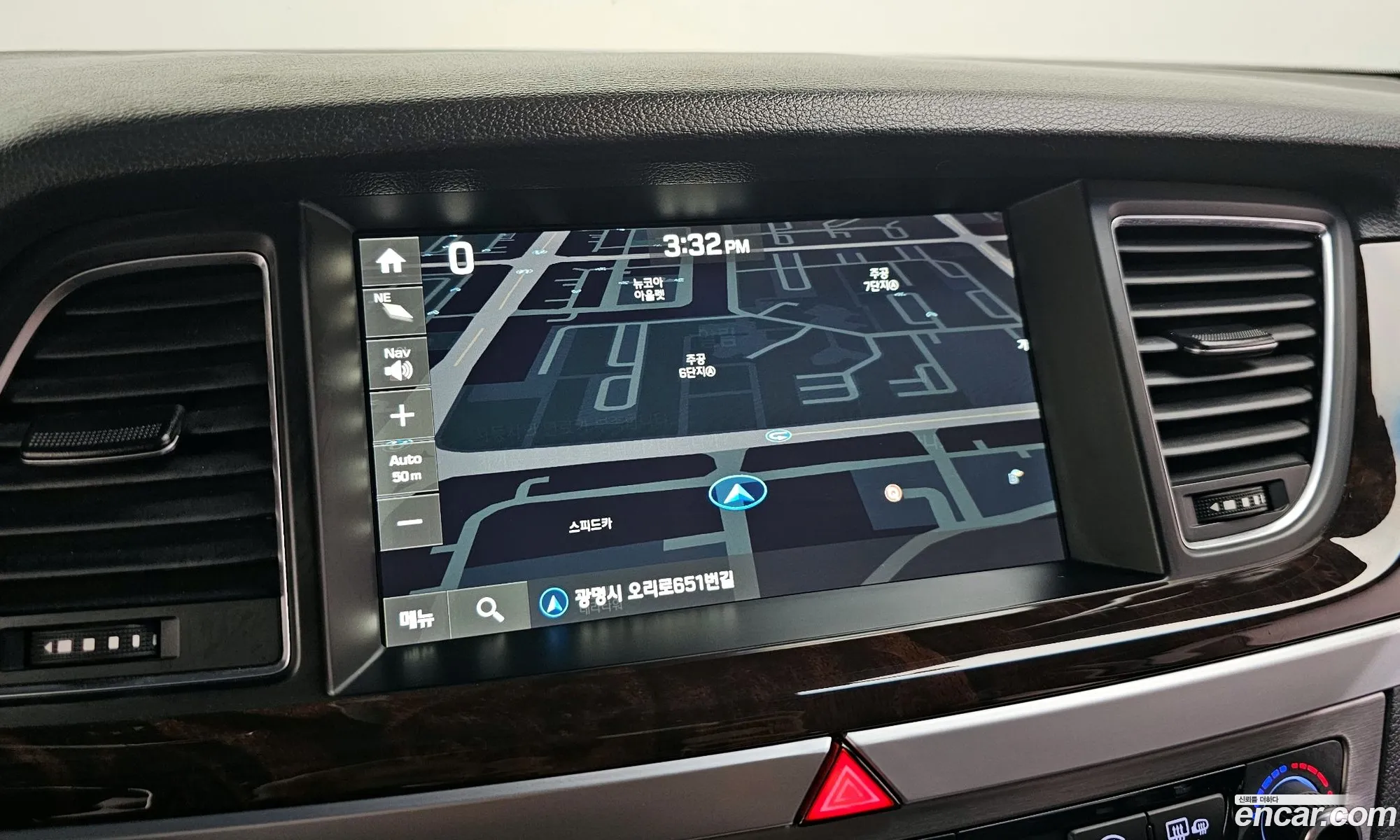 Hyundai Genesis DH 2014 — 13
