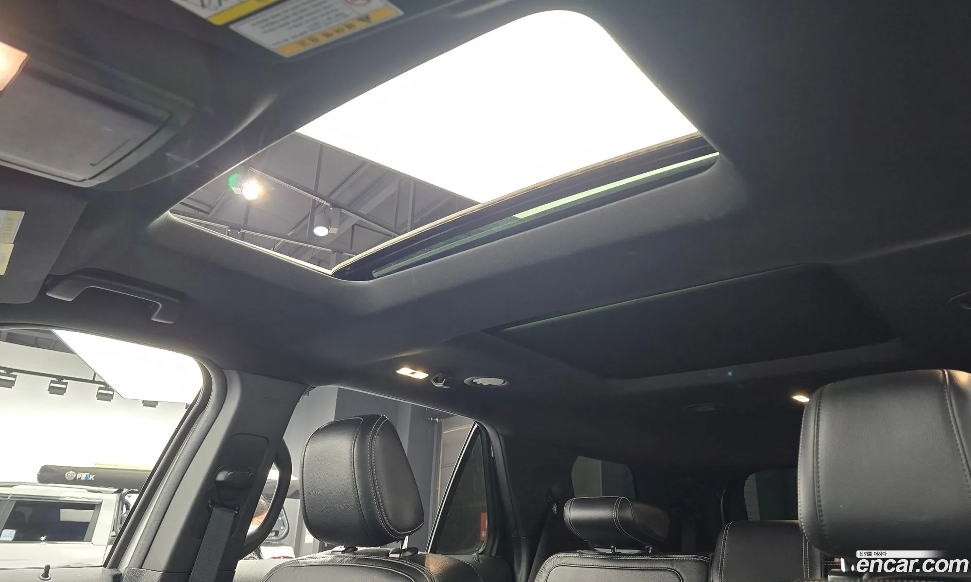 Ford Explorer 2018 1FM5K8FH1JGB72621 — 5