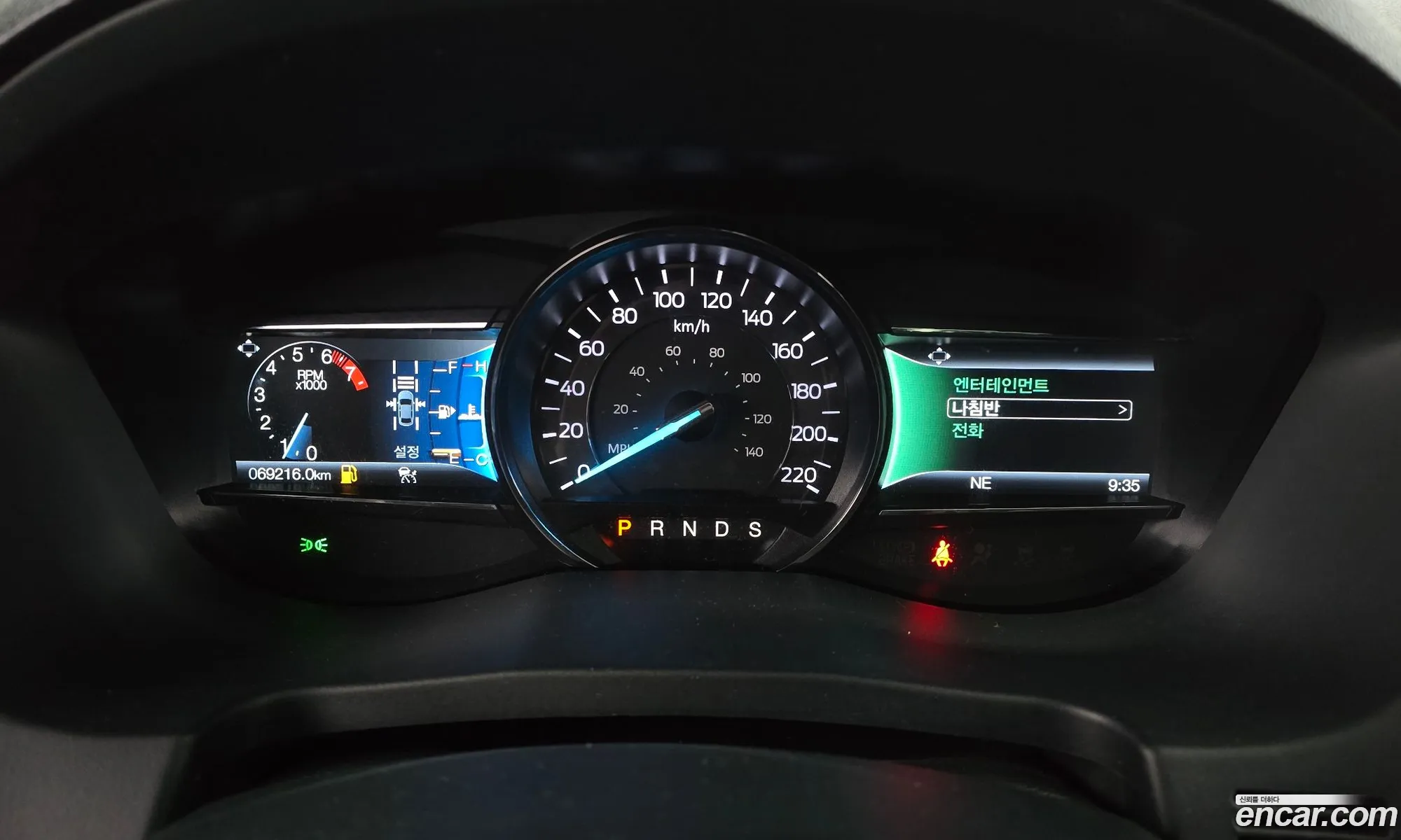 Ford Explorer 2018 1FM5K8FH1JGB72621 — 6
