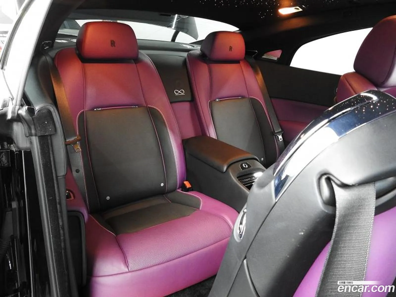 Rolls-Royce Wraith 2017 — 12