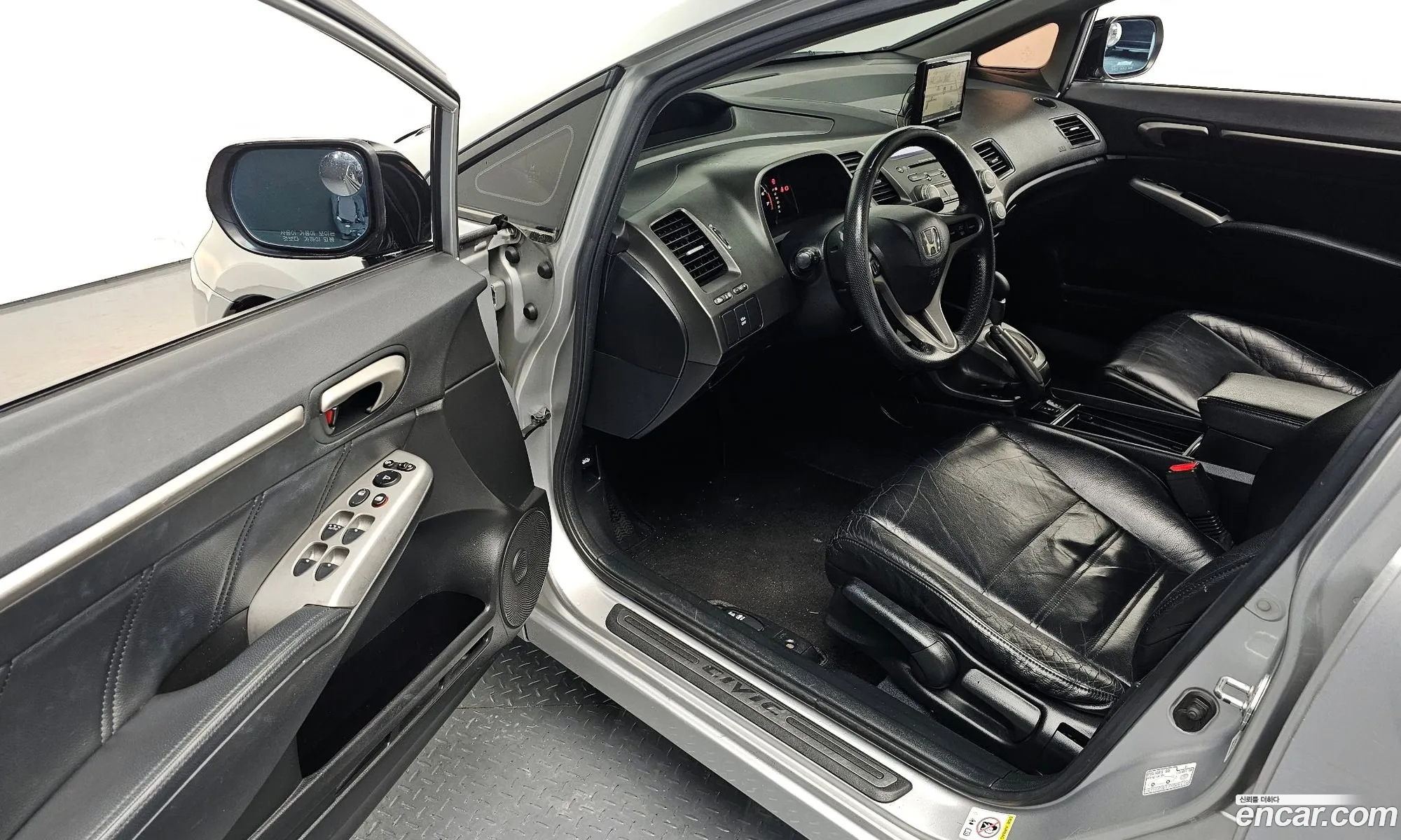 Honda Civic 2009 — 17