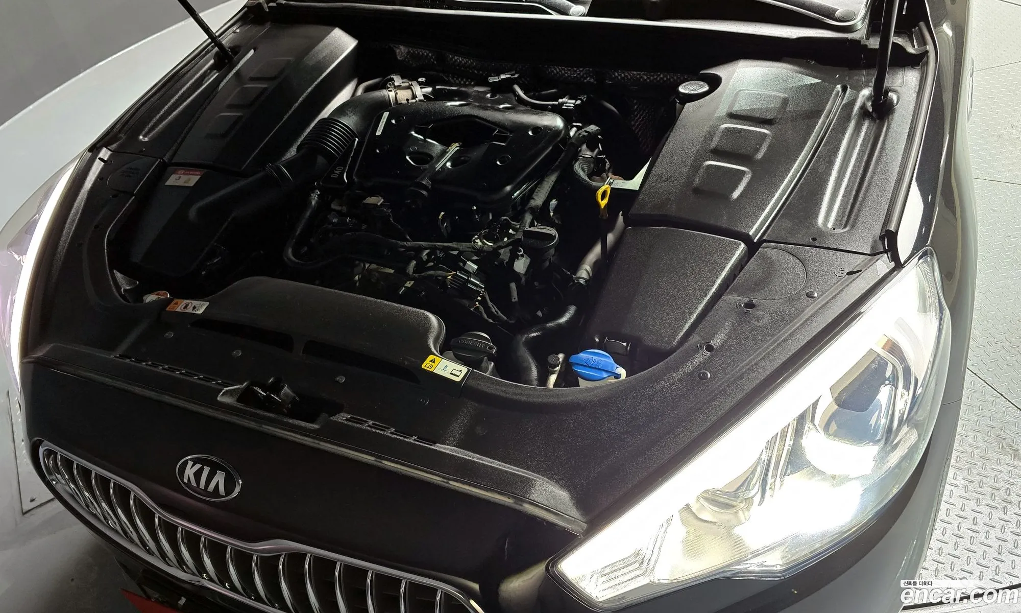 Kia K9 2013 — 14