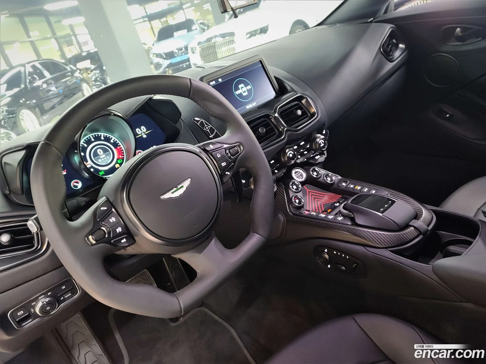 Aston Martin Vantage 2022 — 3