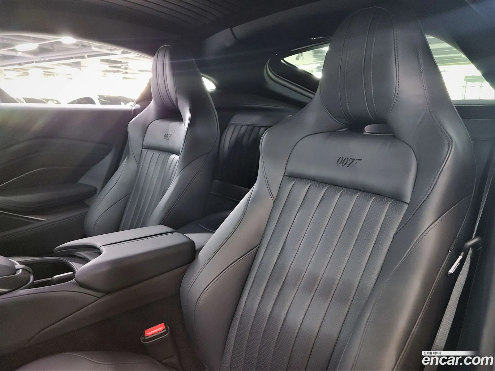Aston Martin Vantage 2022 — 19