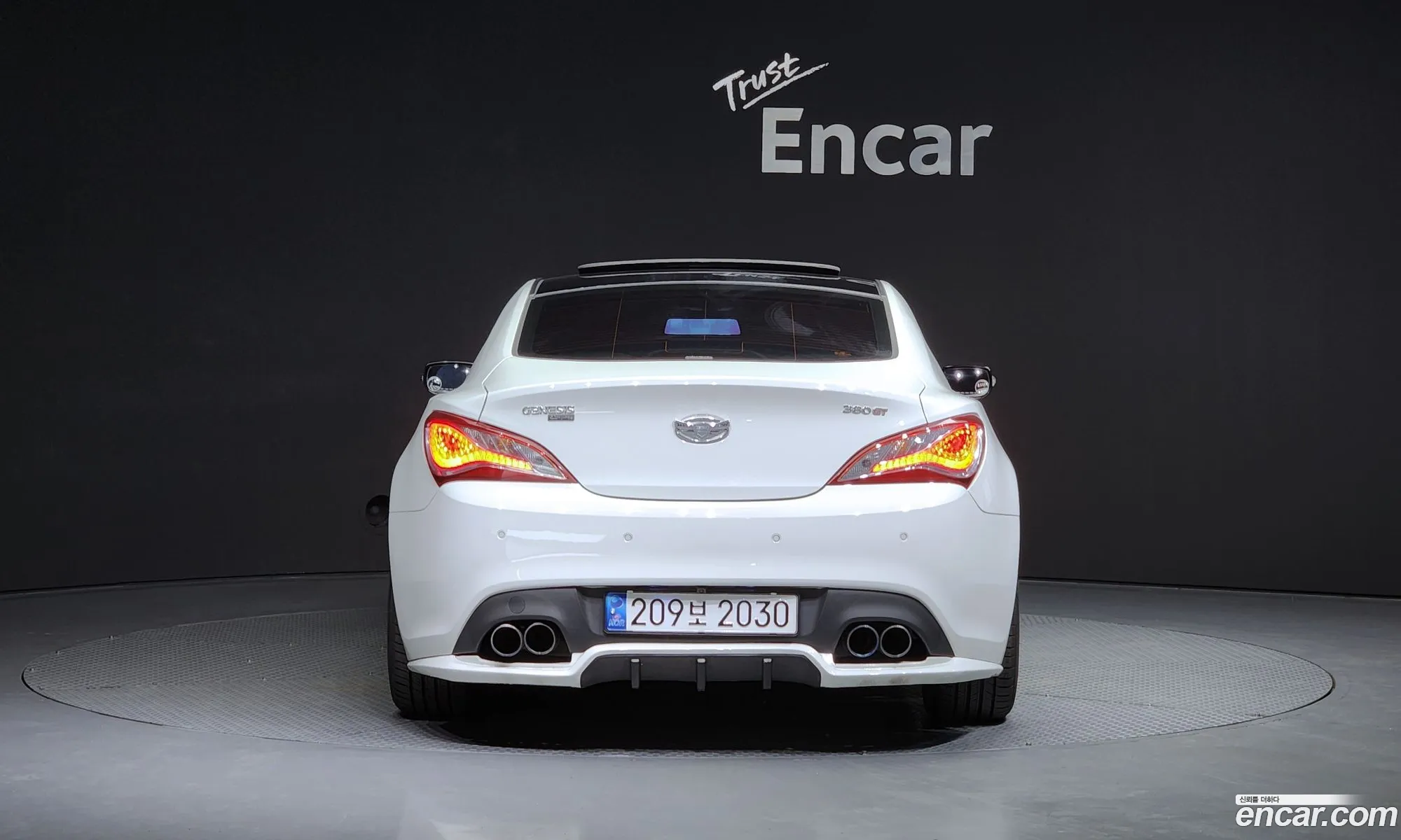 Hyundai Genesis Coupe 2010 — 13