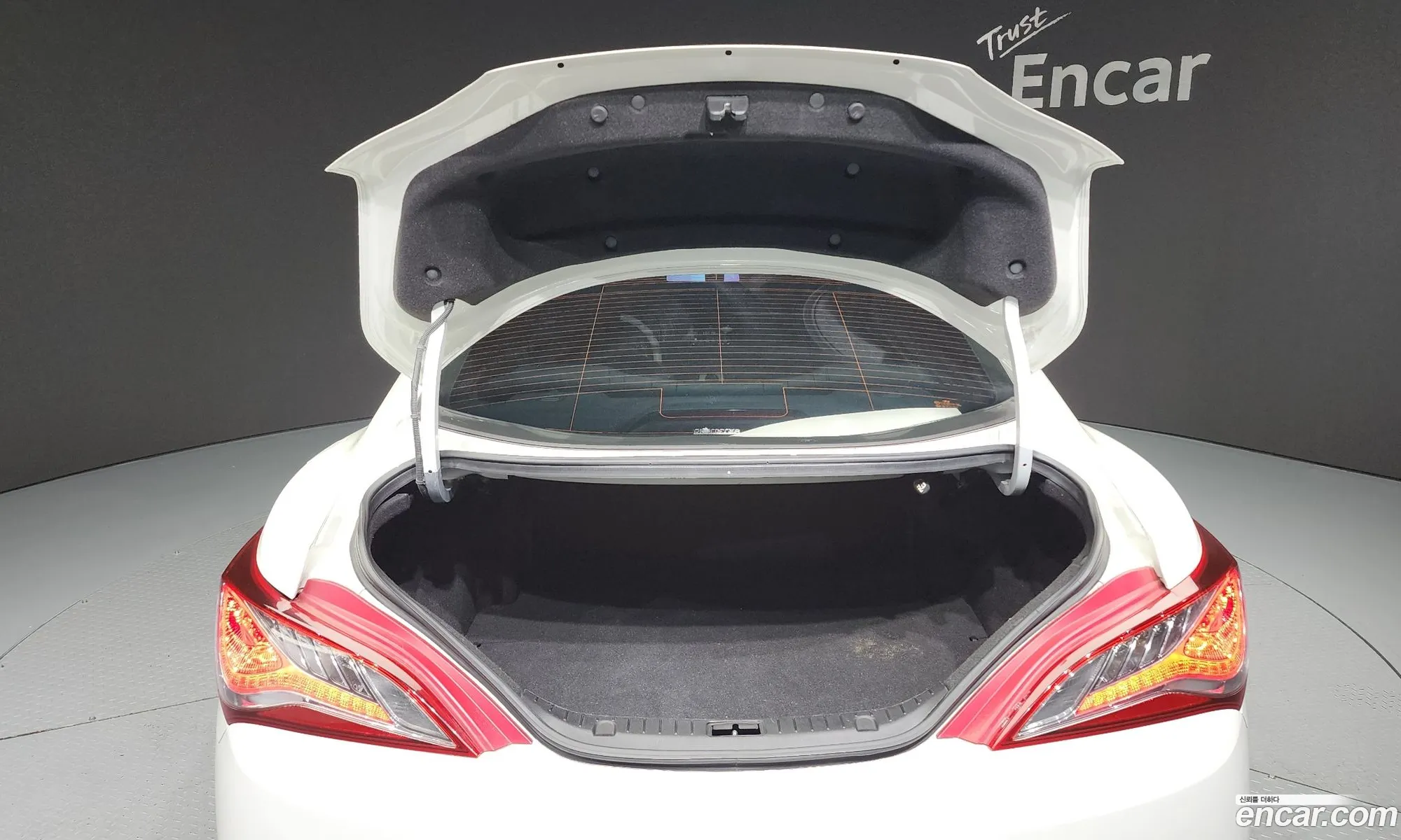 Hyundai Genesis Coupe 2010 — 6