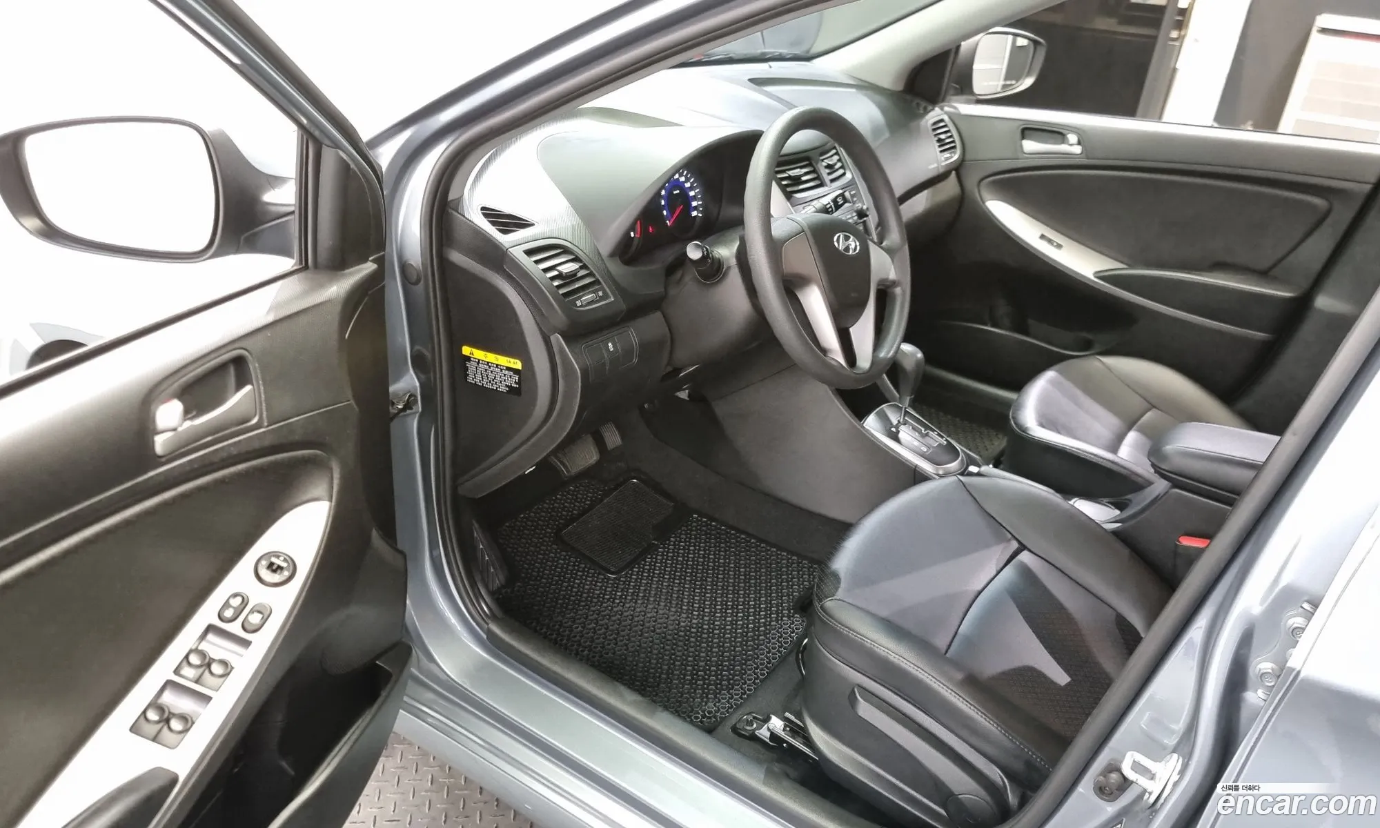 Hyundai Accent 2018 — 13