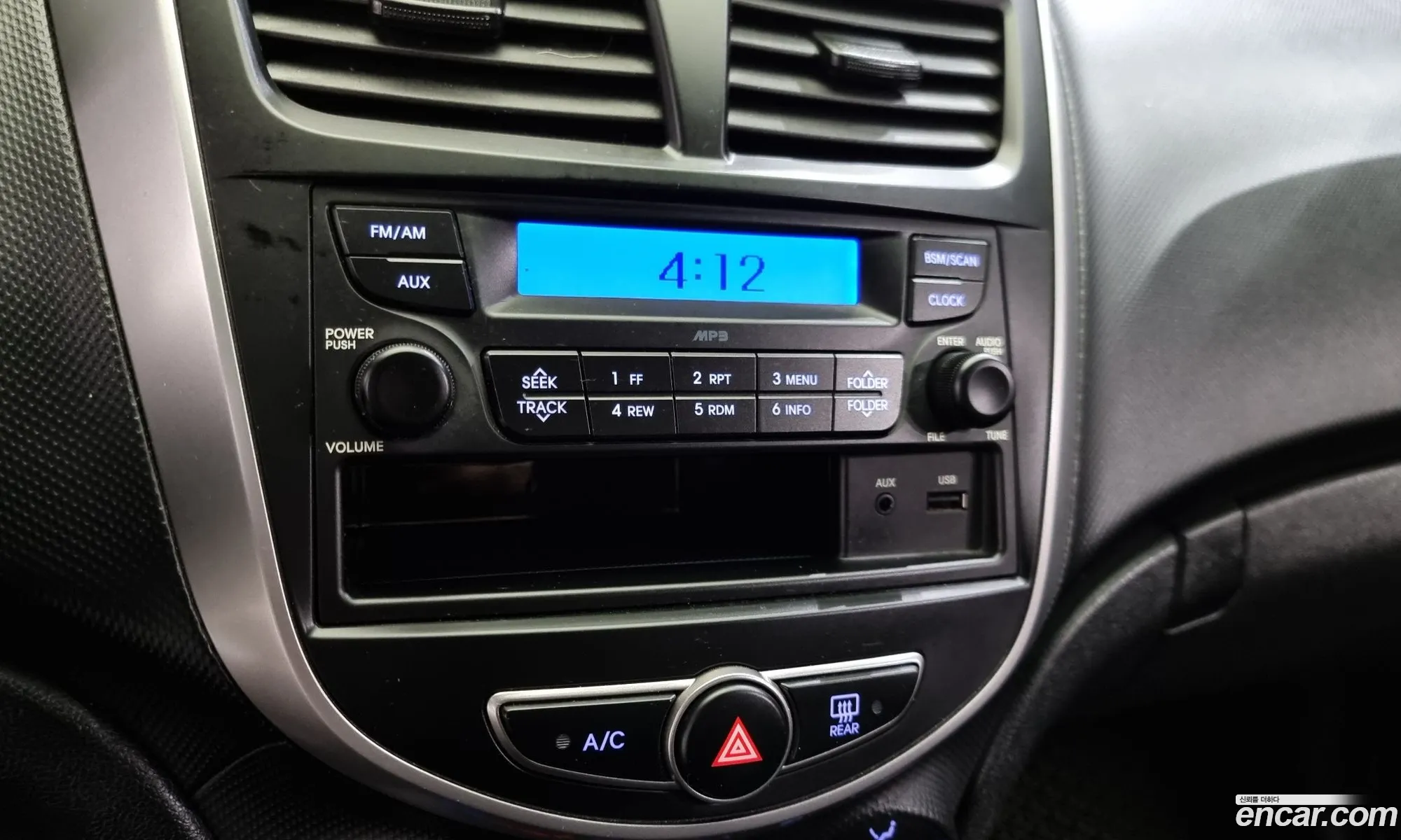 Hyundai Accent 2018 — 12