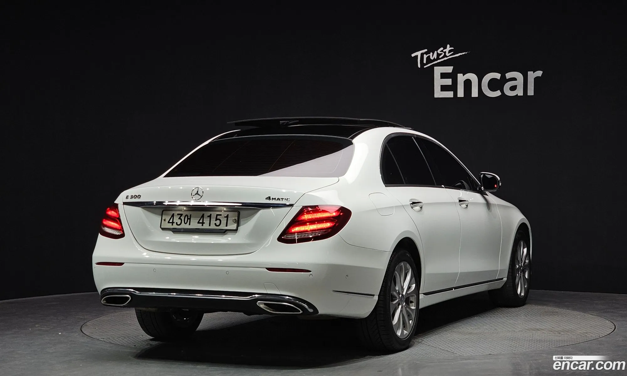 Mercedes-Benz E-Class W213 2017 WDDZF4KB3HA200541 — 12