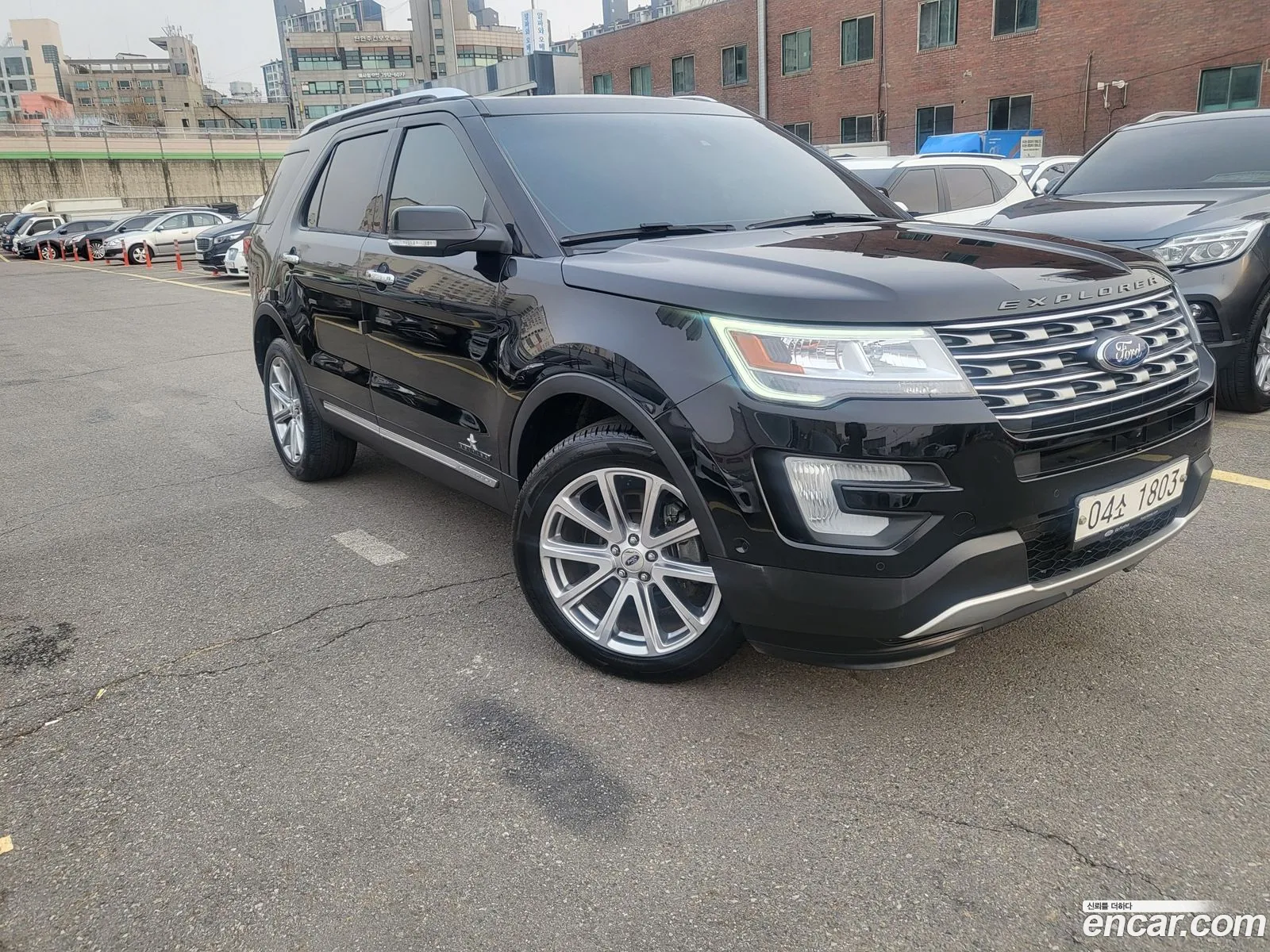 Ford Explorer 2016 — 16