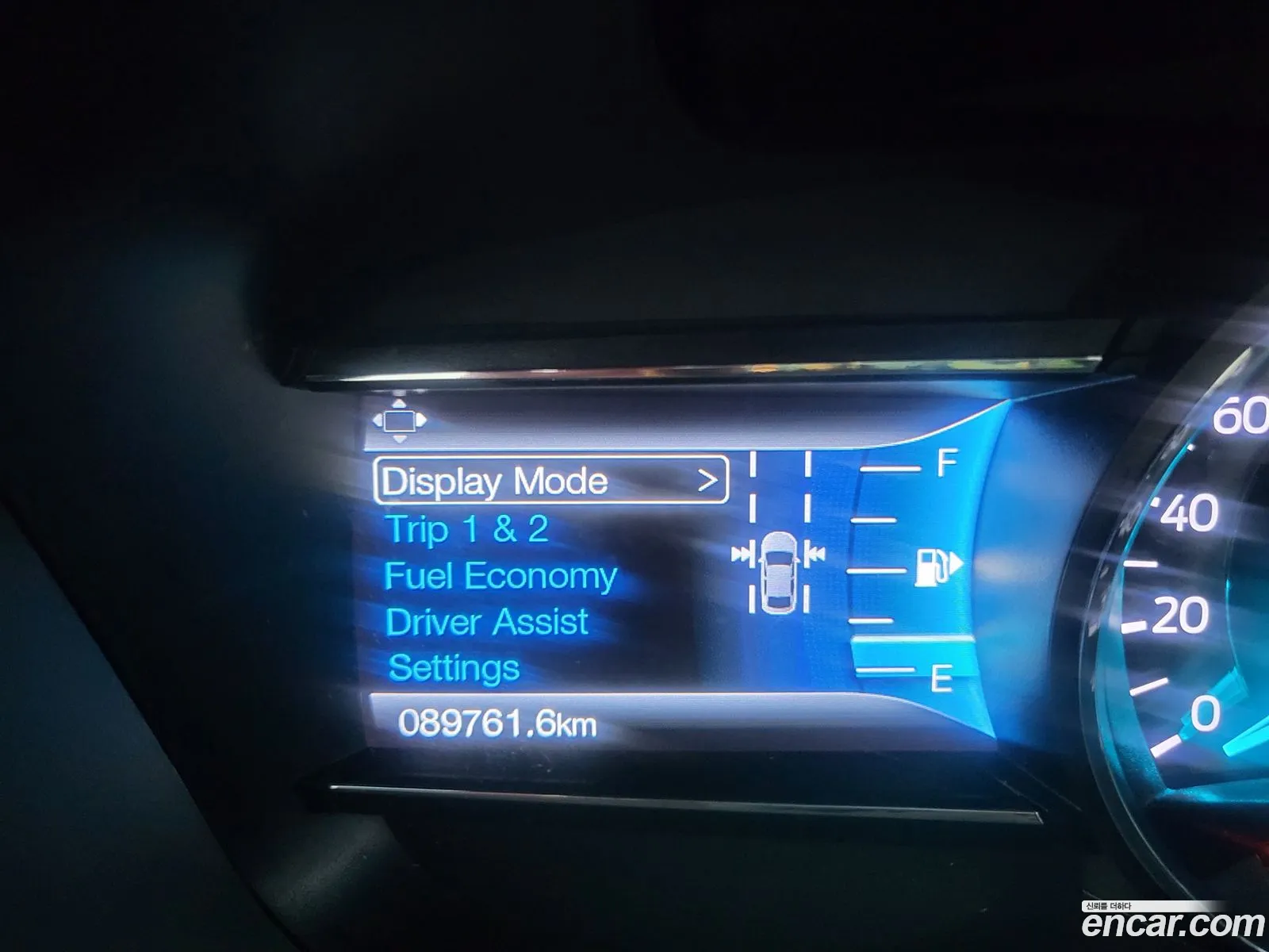 Ford Explorer 2016 — 11