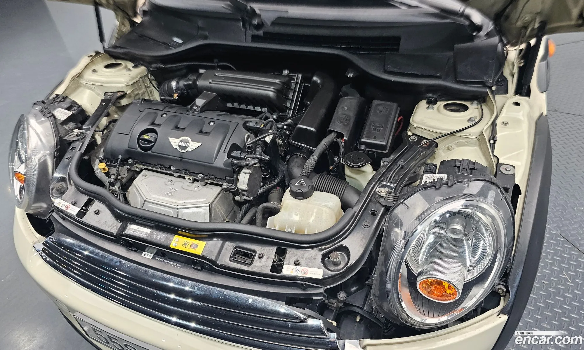 Mini Cooper 2012 — 16