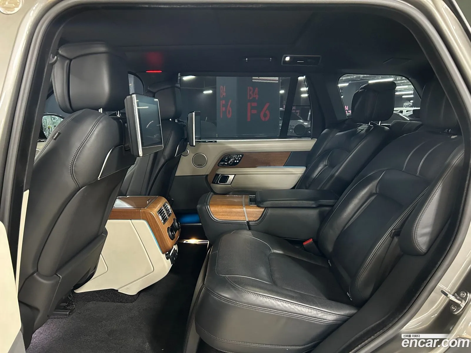 Land Rover Range Rover 2019 — 3