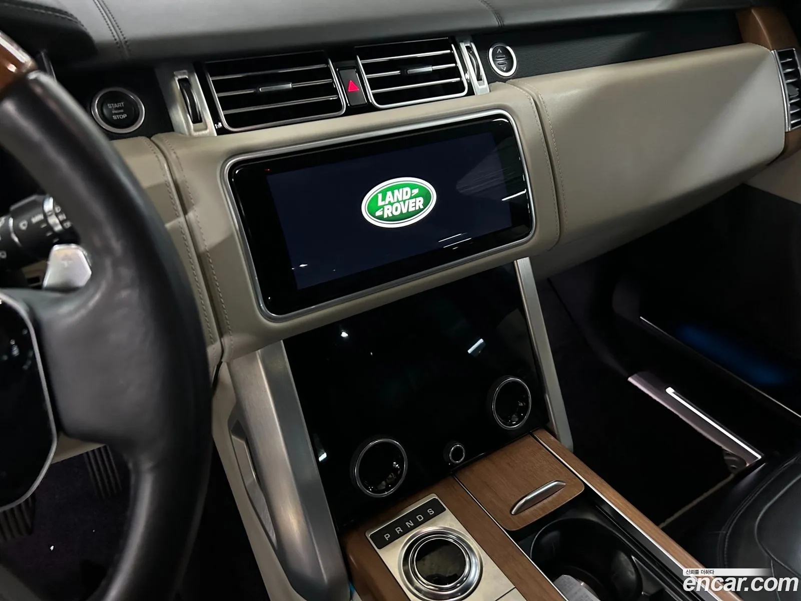 Land Rover Range Rover 2019 — 10