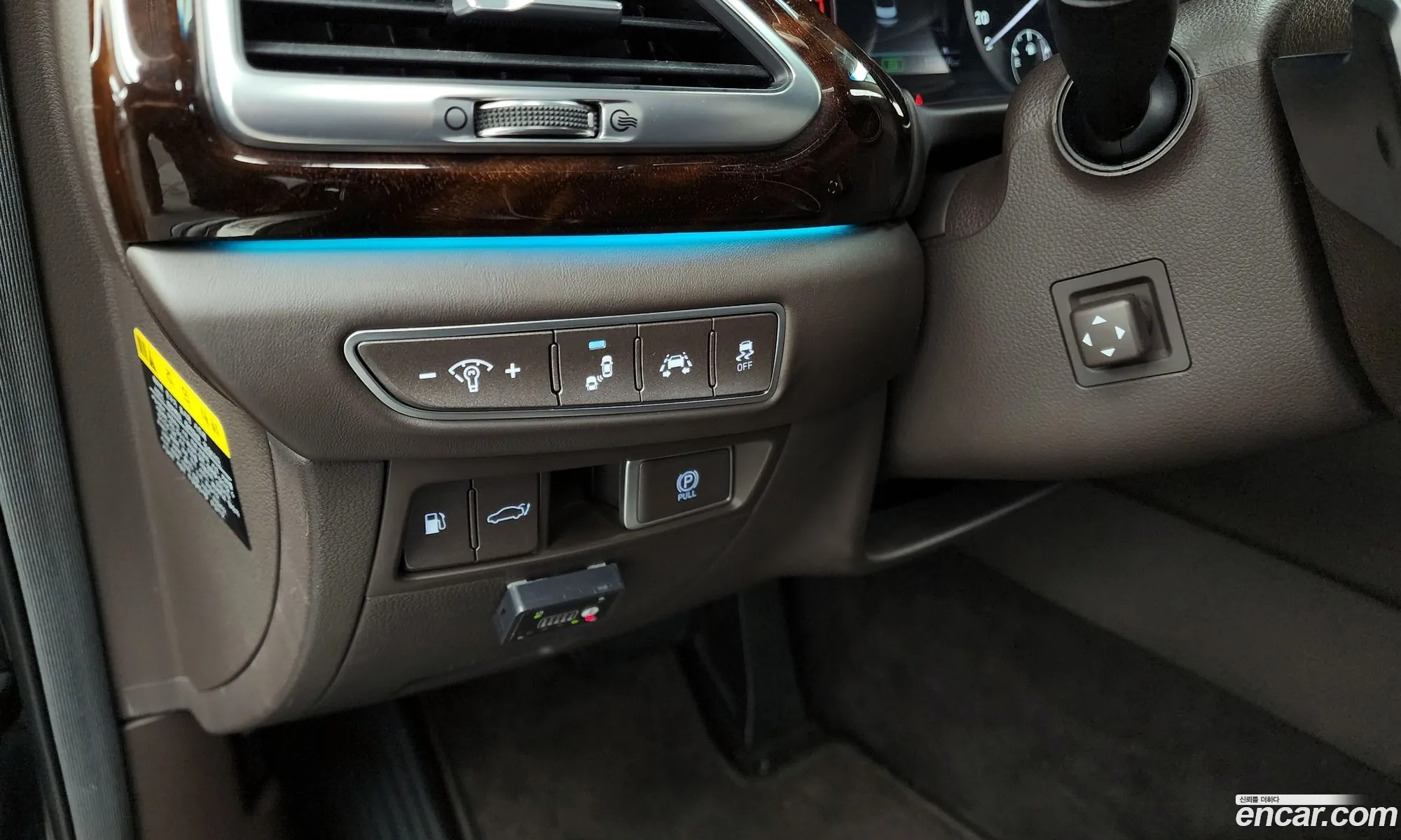 Genesis EQ900 2016 — 20