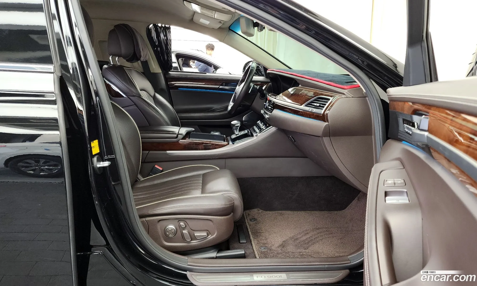 Genesis EQ900 2016 — 3