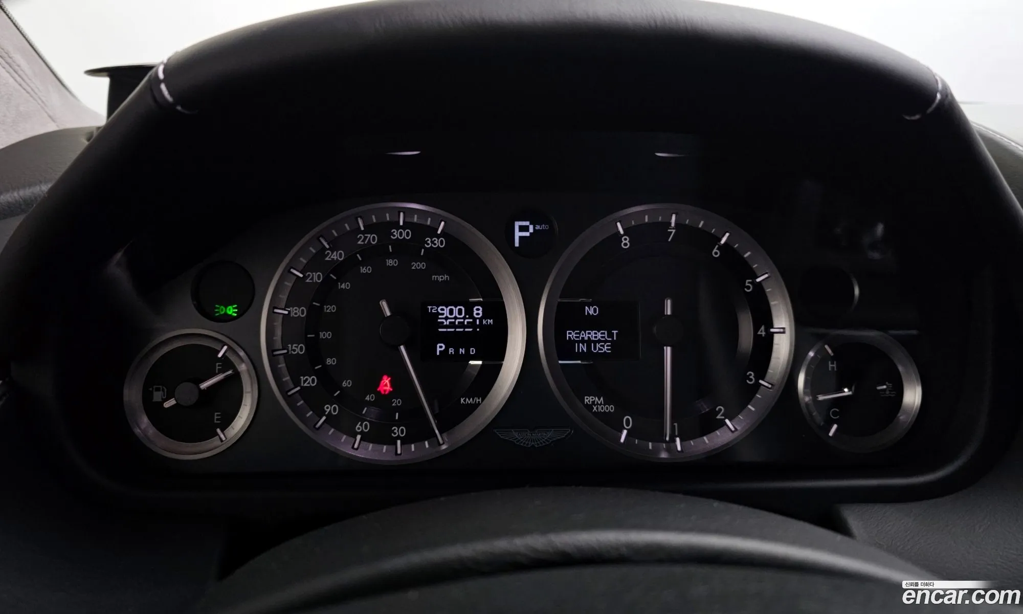 Aston Martin Rapide 2010 — 17