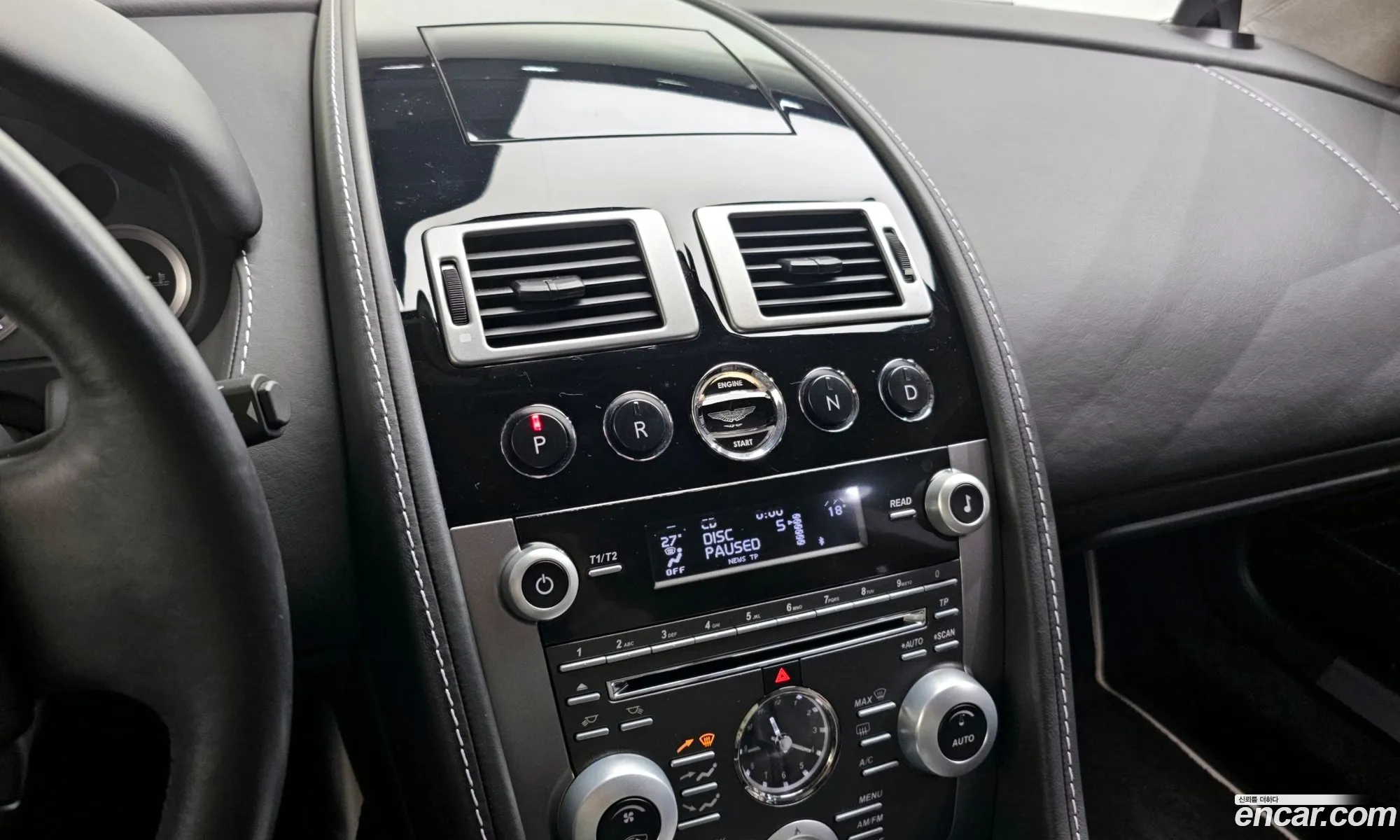 Aston Martin Rapide 2010 — 19
