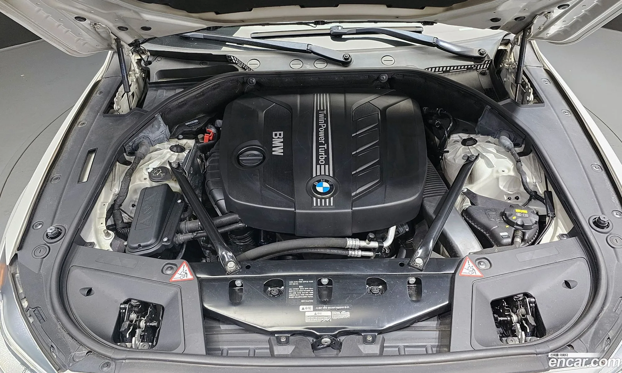 BMW 5 Series GT 2014 WBA5N2106ED496453 — 14