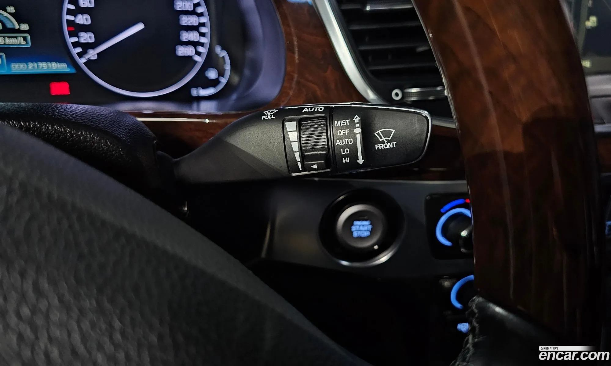 Hyundai Equus 2013 — 11
