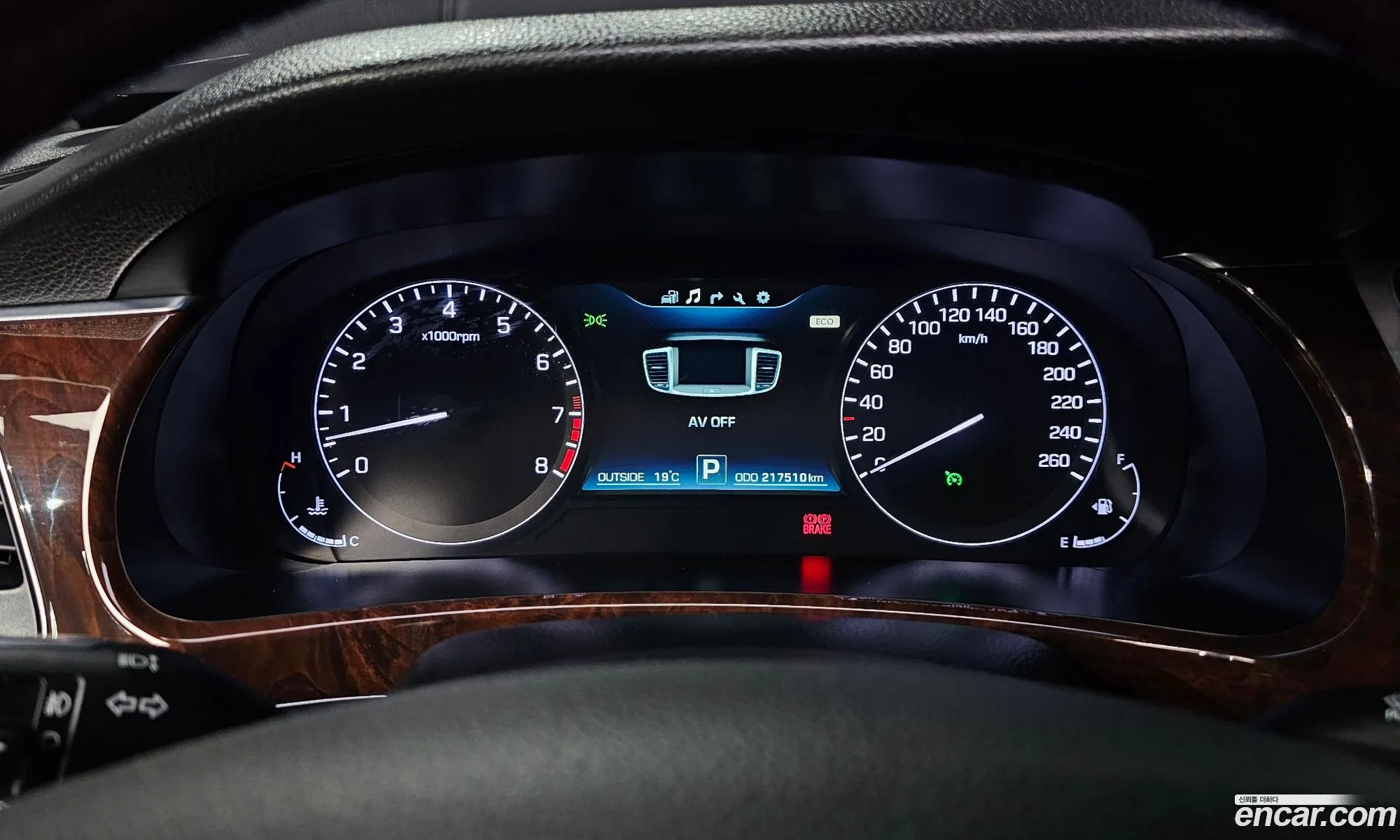 Hyundai Equus 2013 — 10