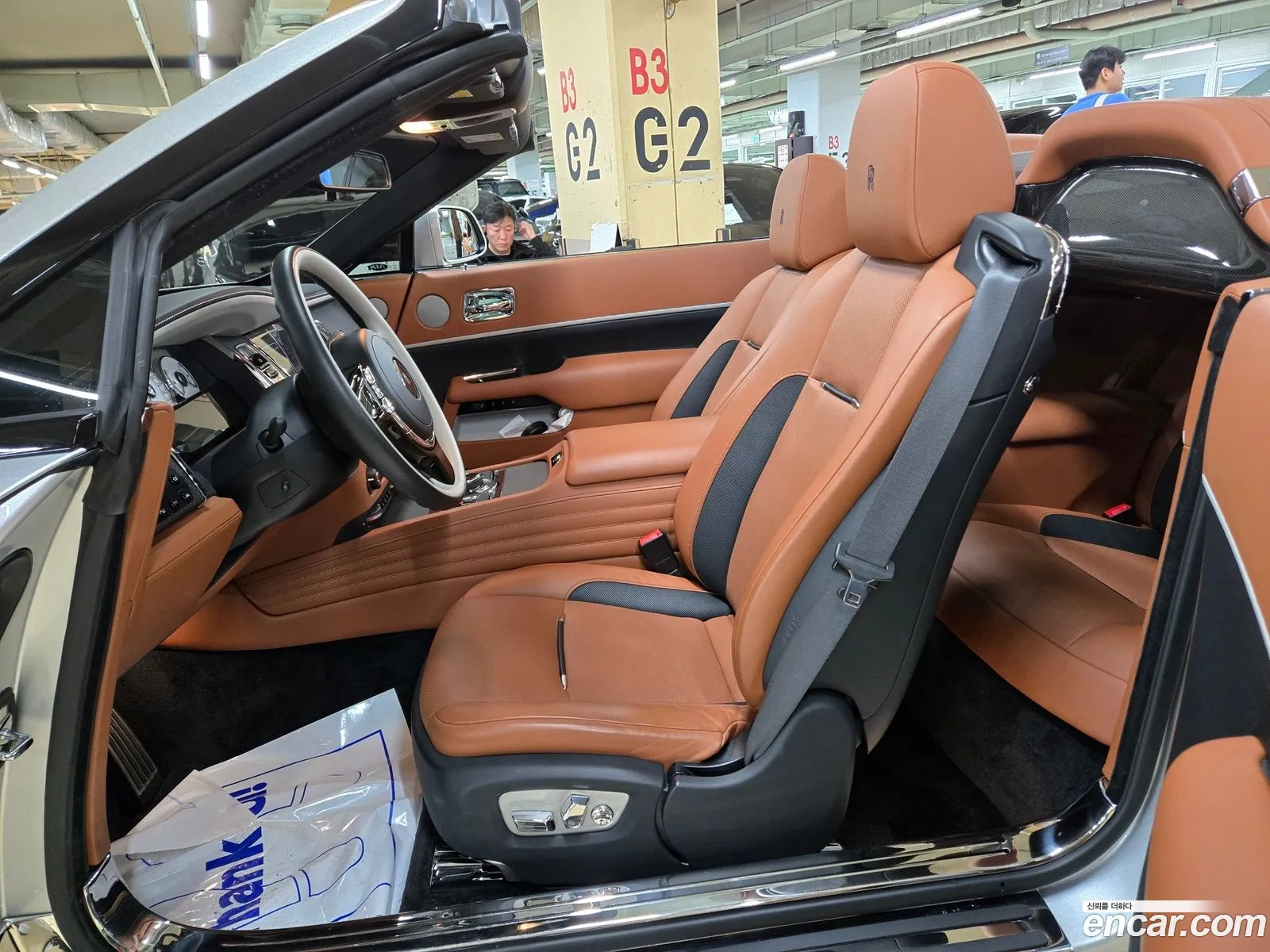 Rolls-Royce Dawn 2020 — 20