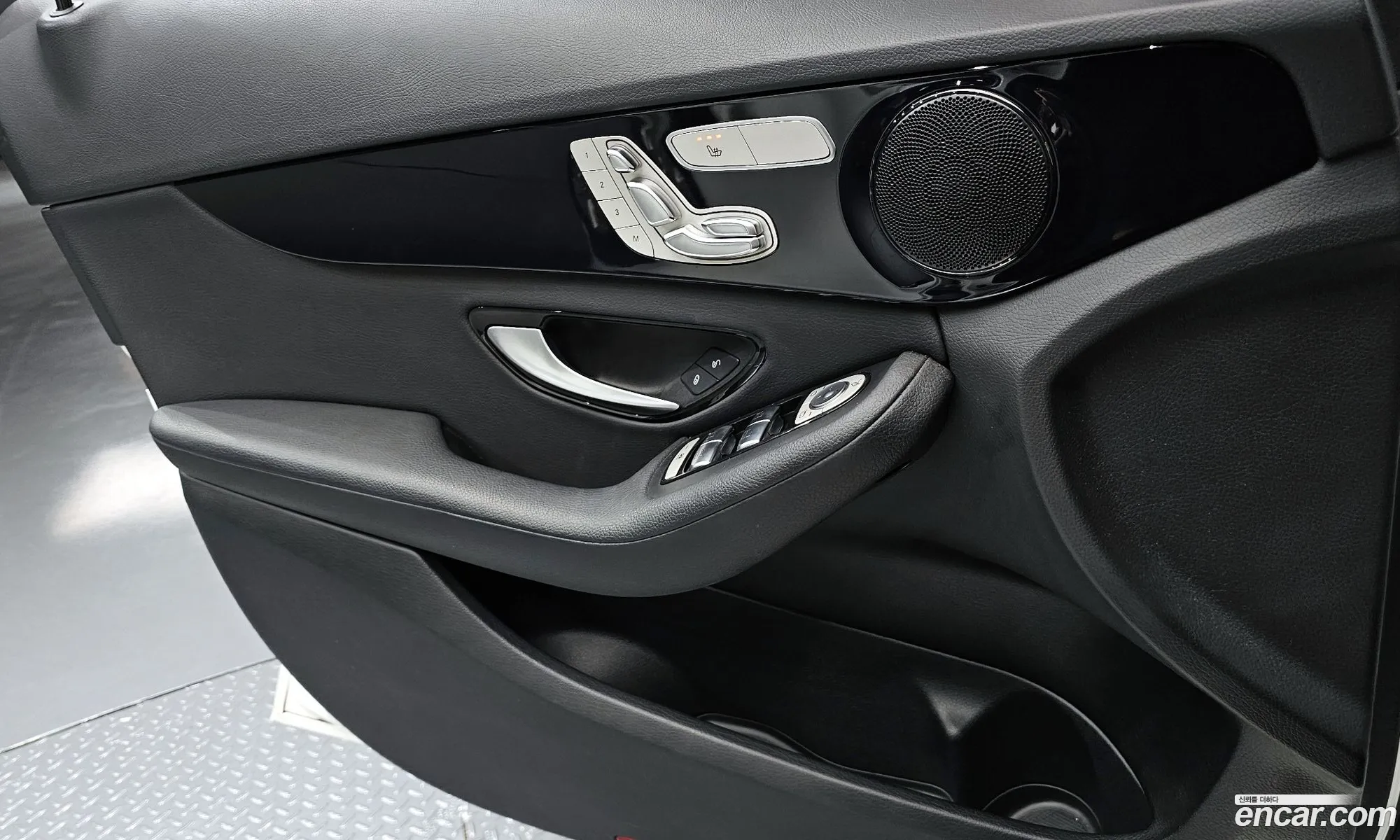 Mercedes-Benz C-Class W205 2018 — 8
