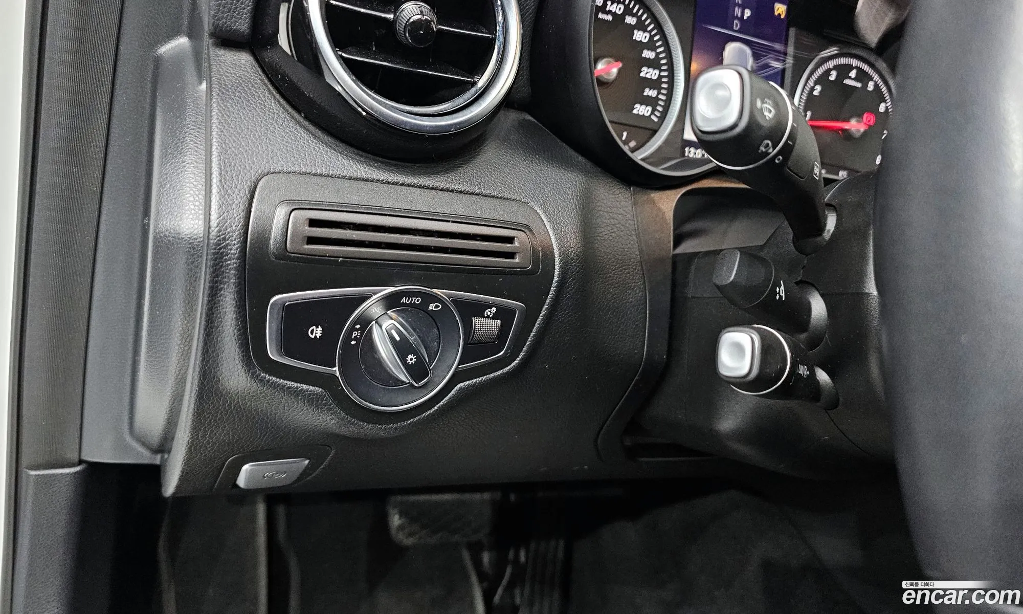Mercedes-Benz C-Class W205 2018 — 6