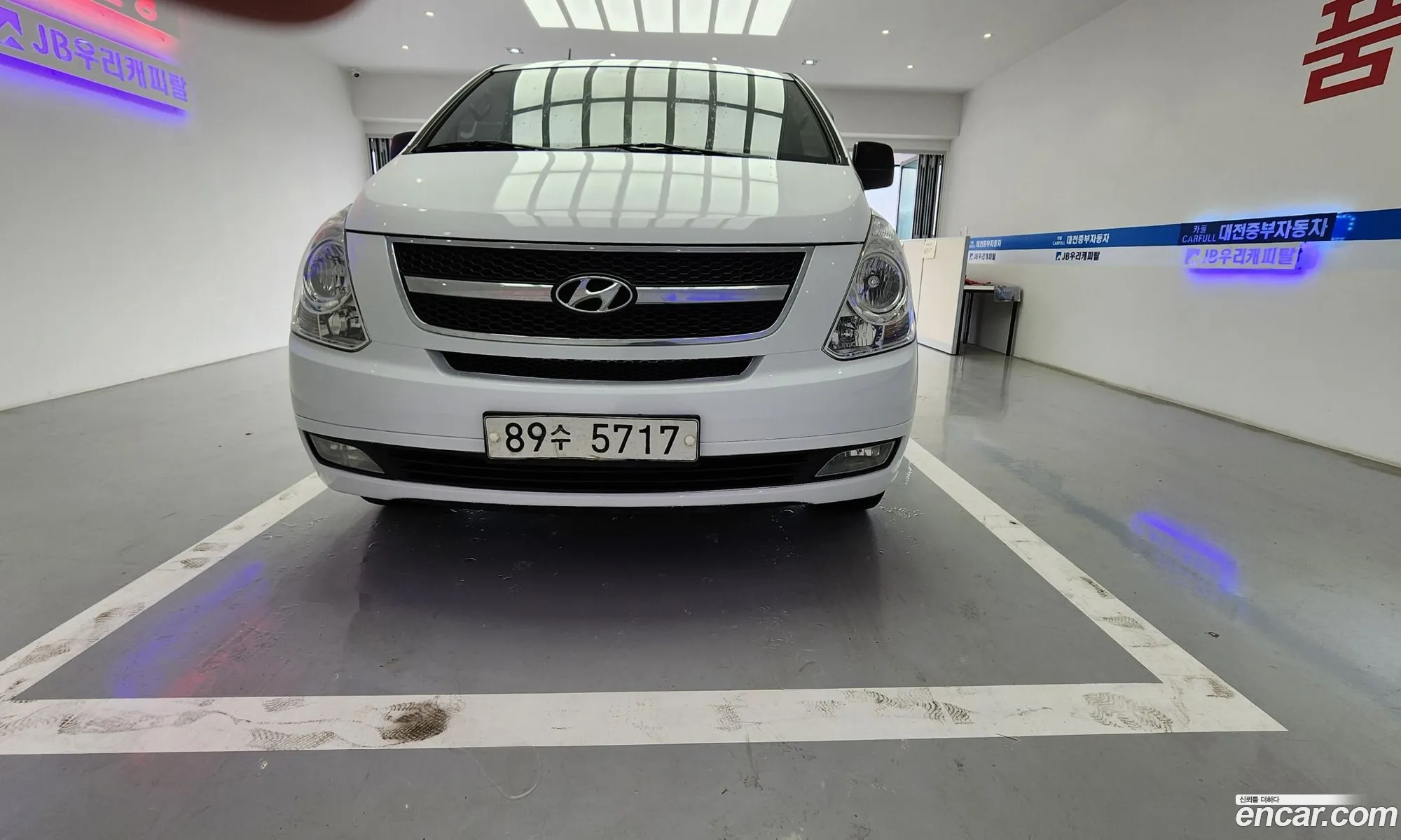 Hyundai Grand Starex 2014 — 2