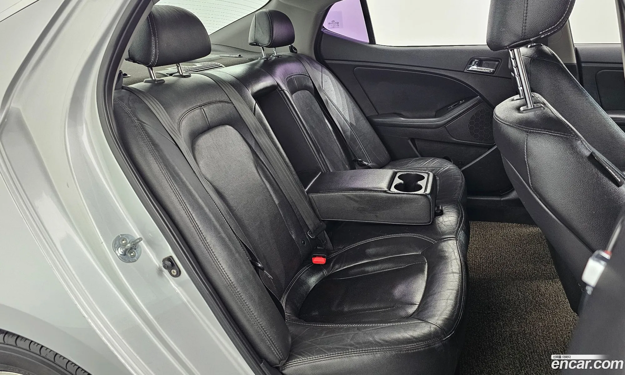Kia K5 Hybrid 2011 — 2
