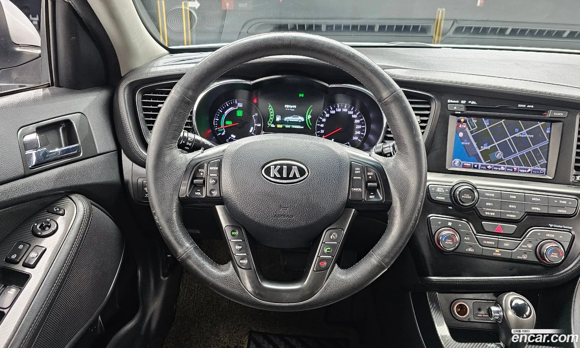 Kia K5 Hybrid 2011 — 9