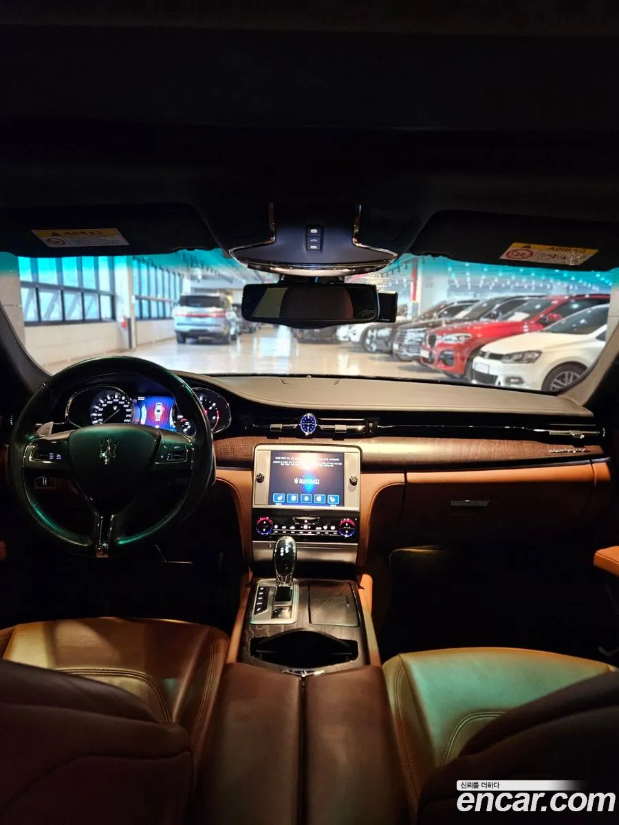 Maserati Quattroporte 2016 — 12
