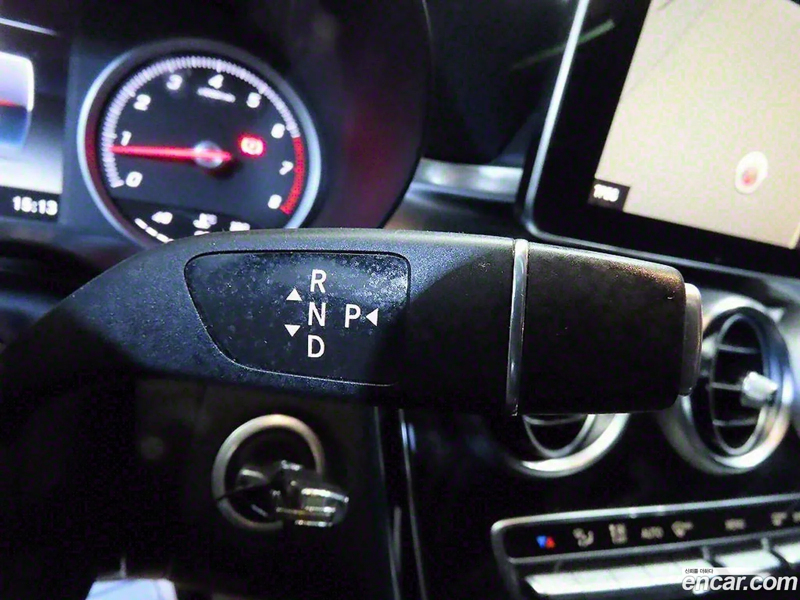 Mercedes-Benz GLC-Class X253 2019 — 11