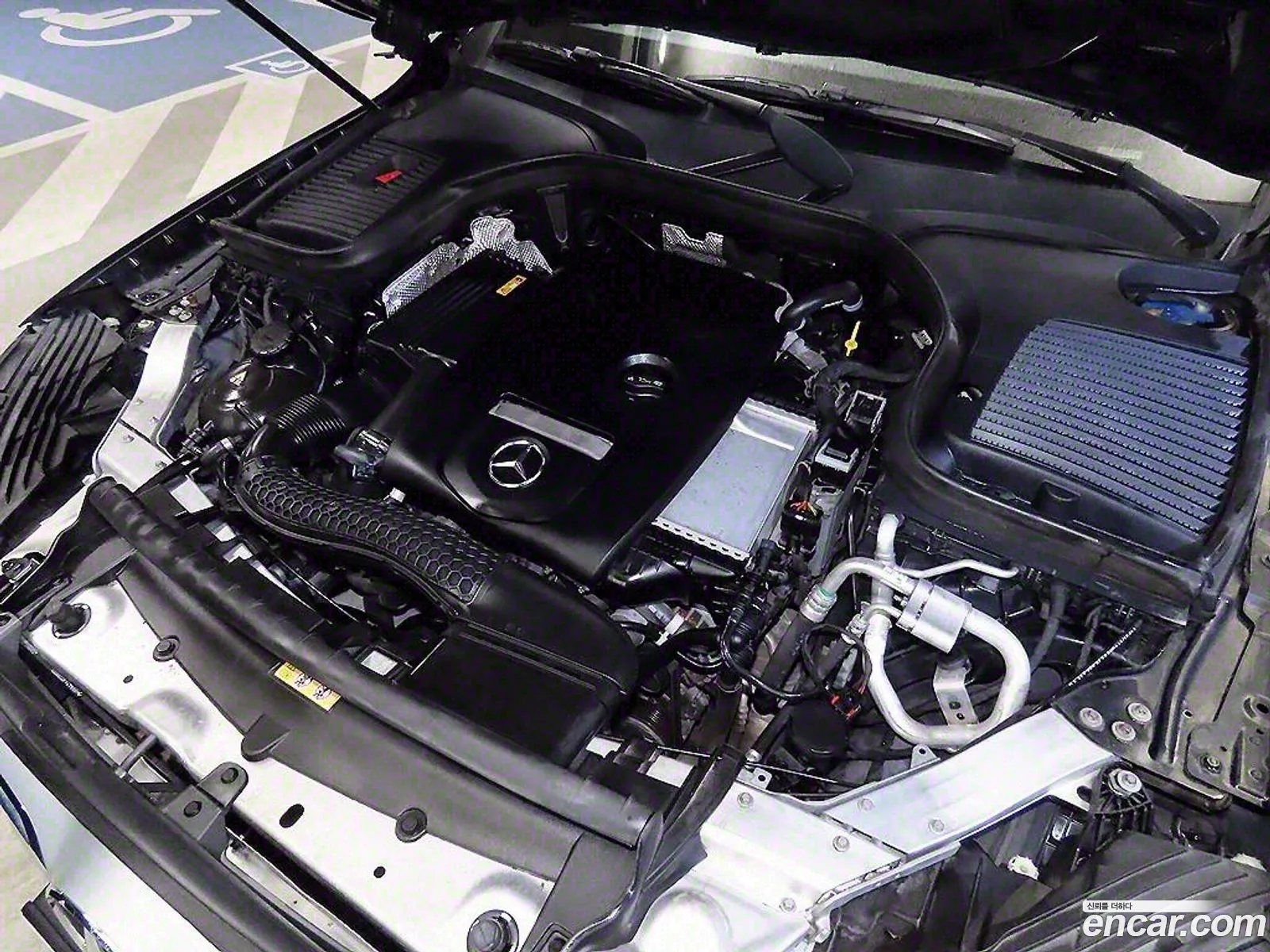 Mercedes-Benz GLC-Class X253 2019 — 19
