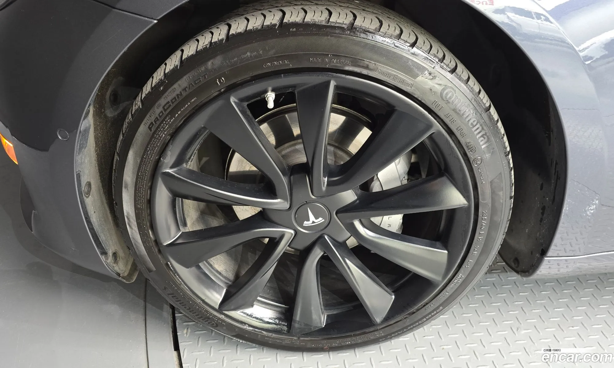 Tesla Model 3 2020 — 6