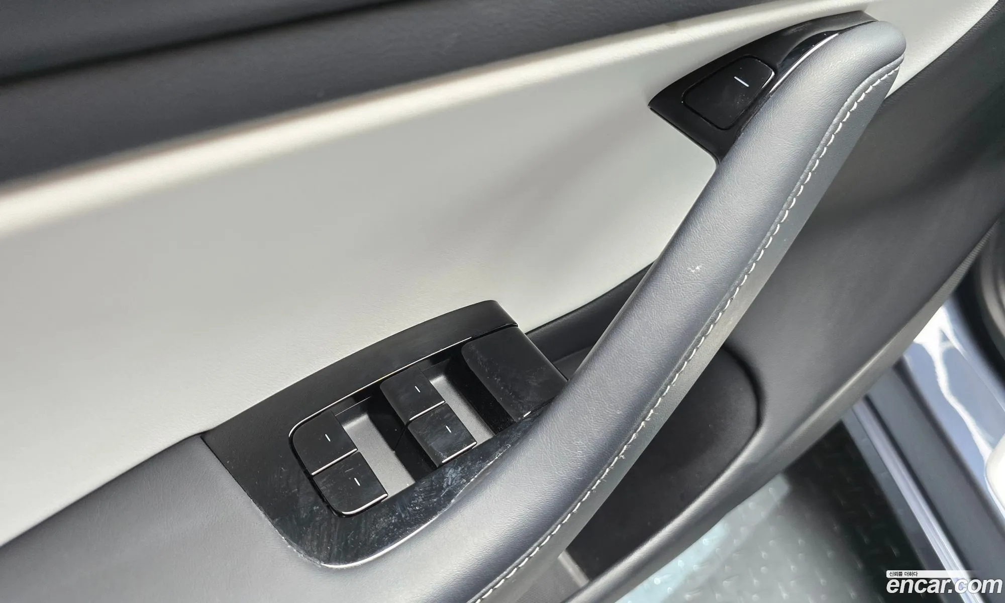 Tesla Model 3 2020 — 16
