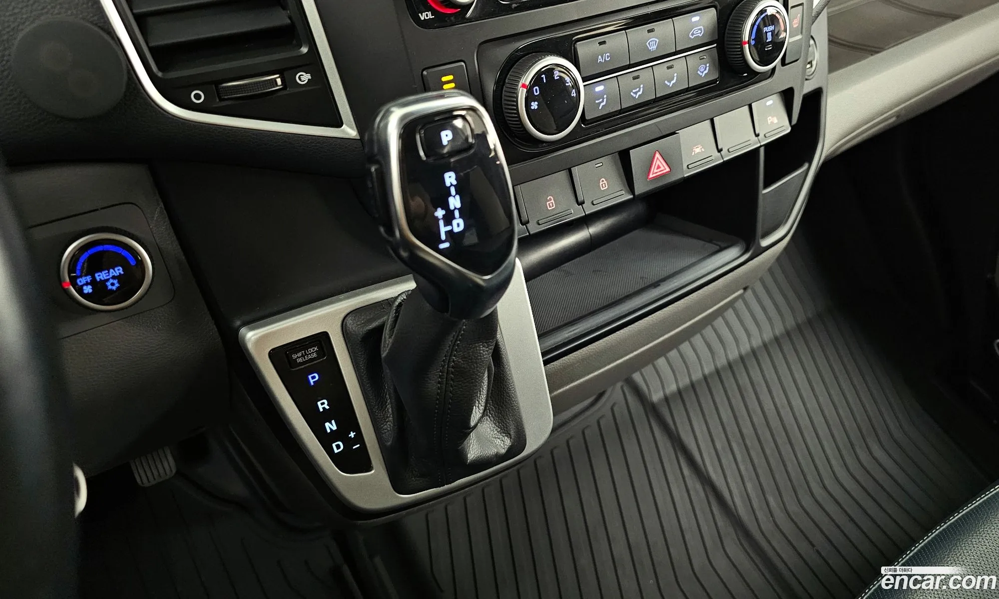 Hyundai Solati 2017 — 15