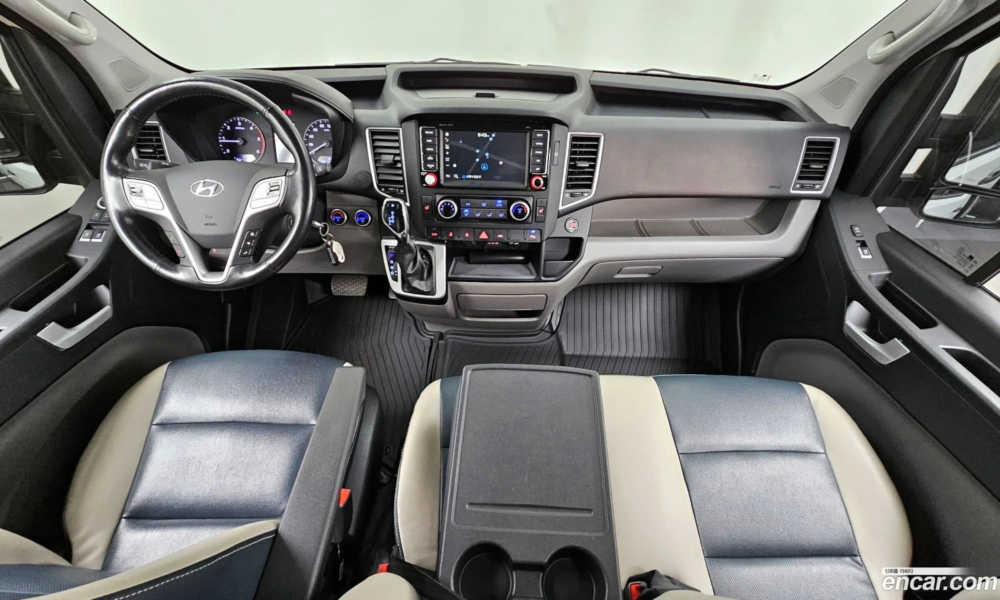 Hyundai Solati 2017 — 18