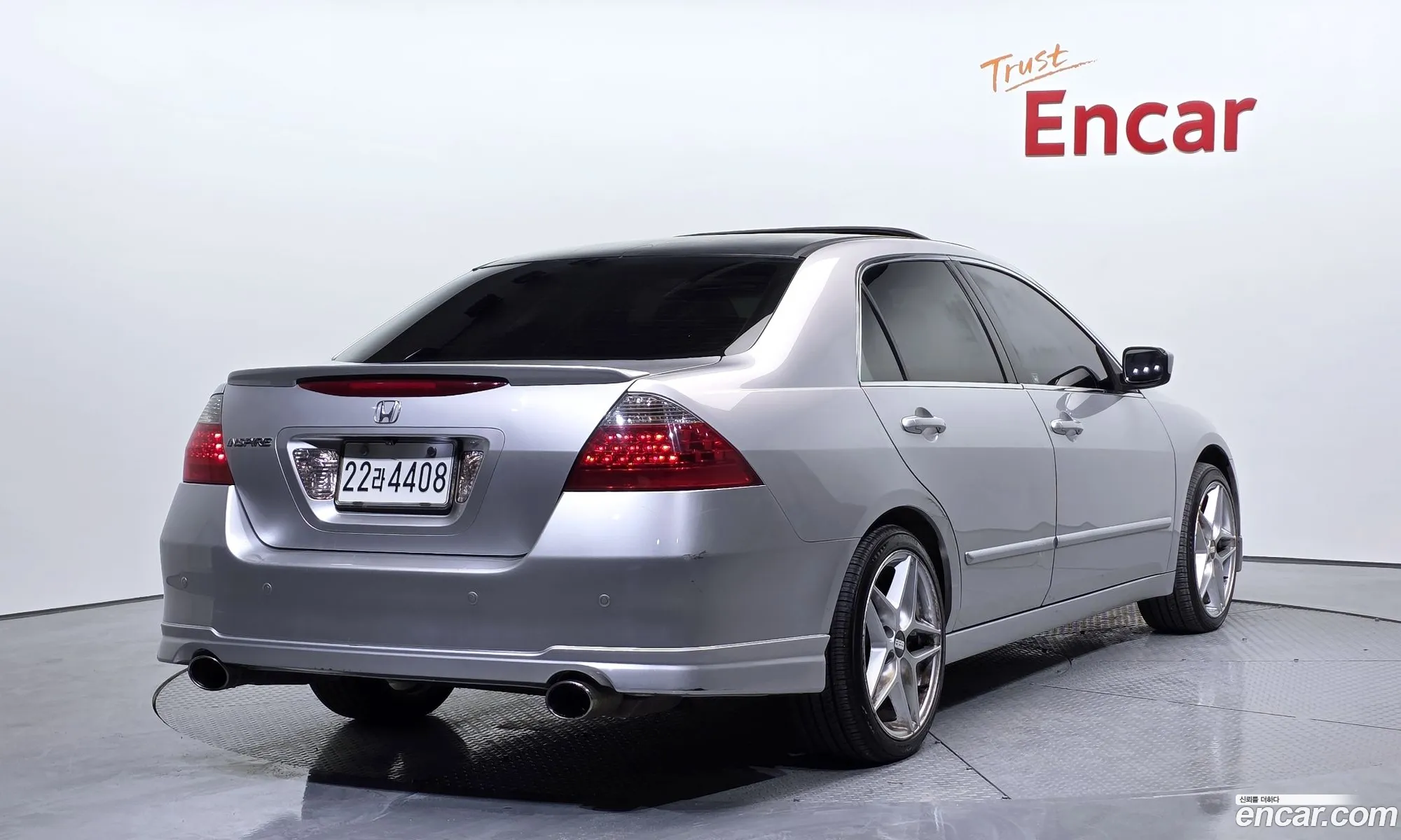 Honda Accord 2007 JHMCM56707C200435 — 18