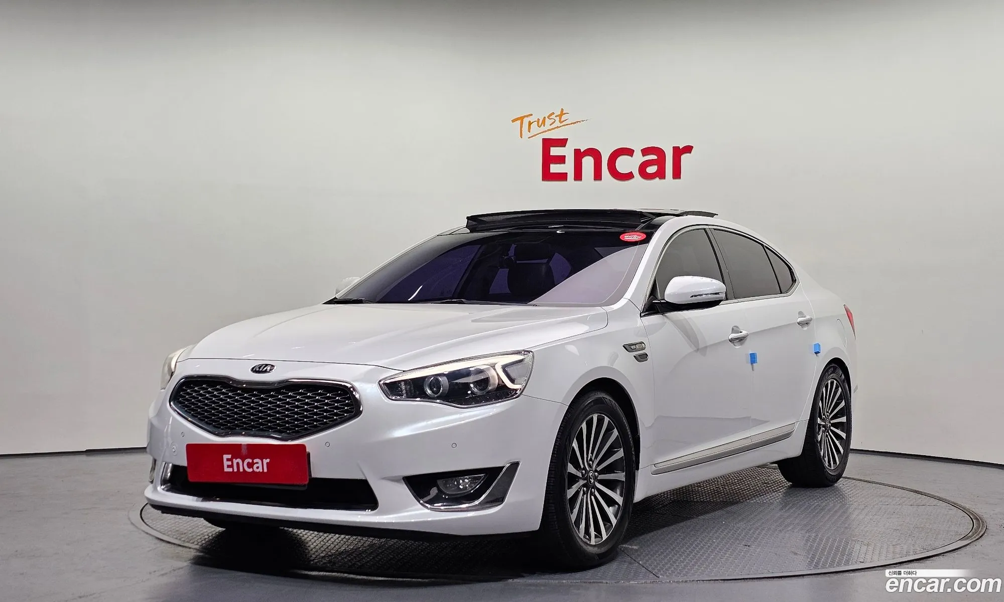 Kia K7 Hybrid 2014 — 10