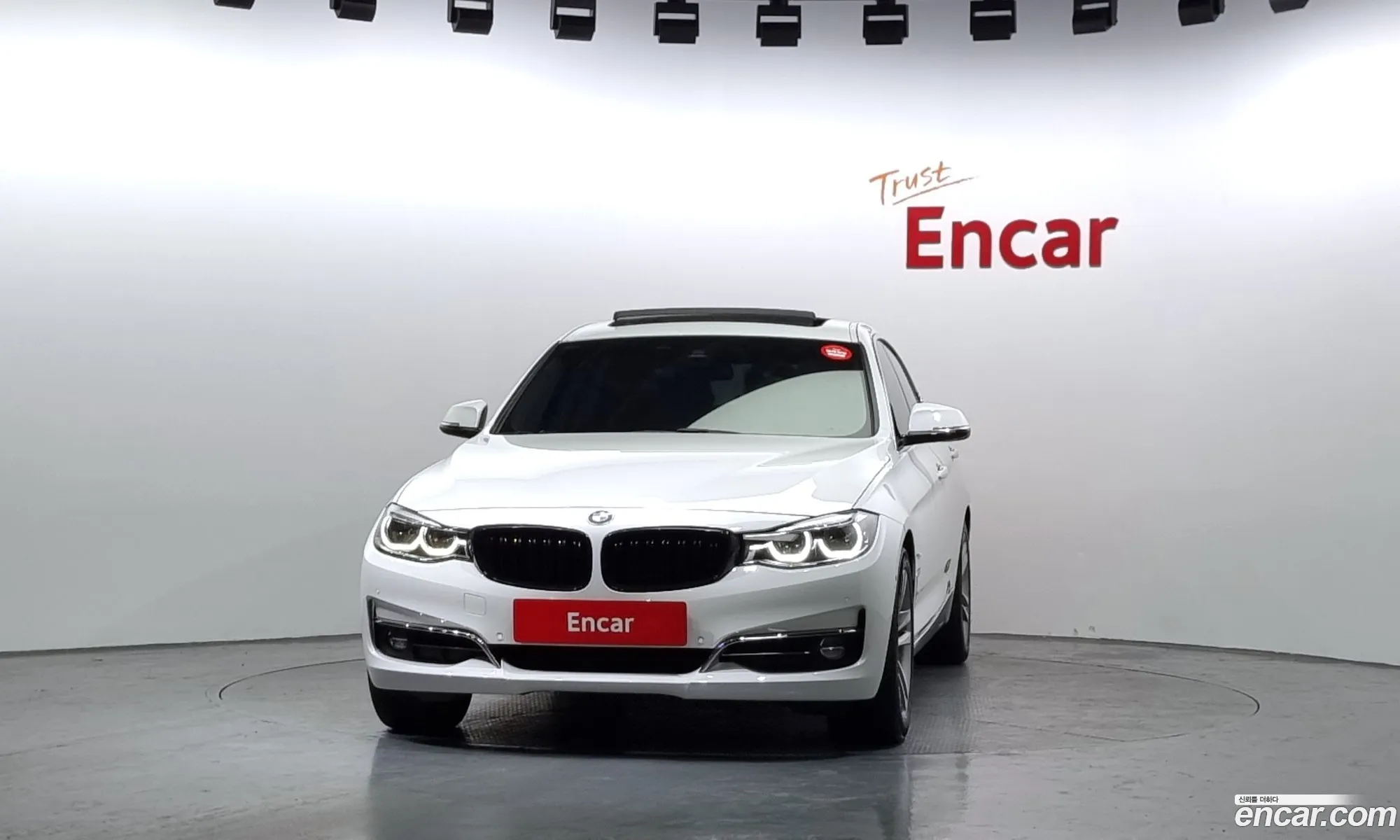 BMW 3 Series GT 2018 WBA8T310XJGB25624 — 19