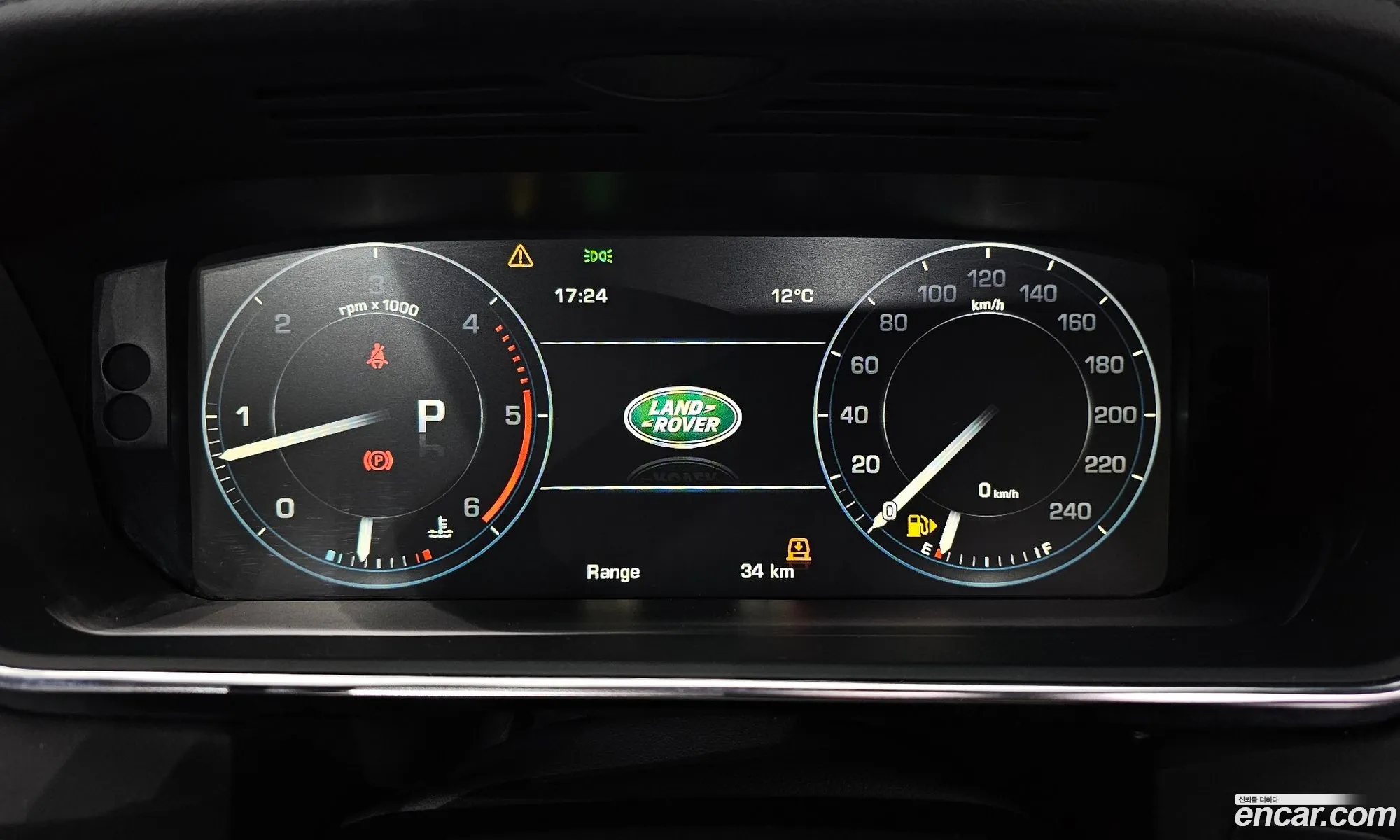 Land Rover Range Rover 2016 SALGA2JFXGA267895 — 11