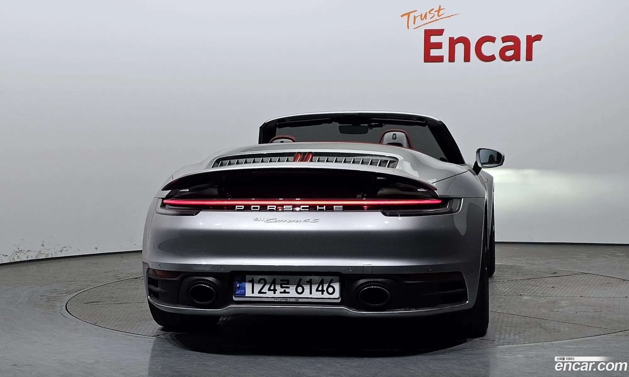 Porsche 911 2020 WP0CB299 — 18