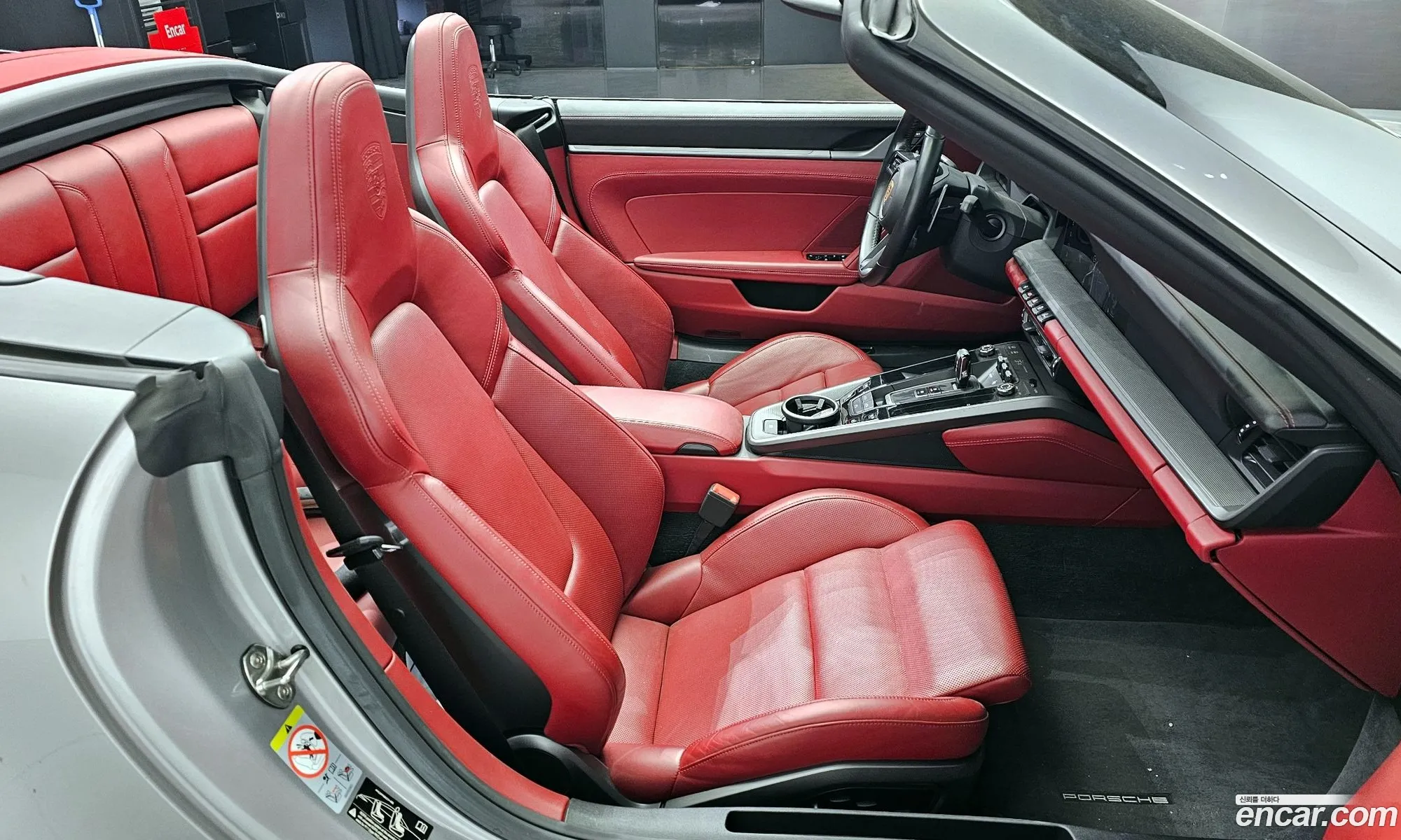 Porsche 911 2020 WP0CB299 — 13