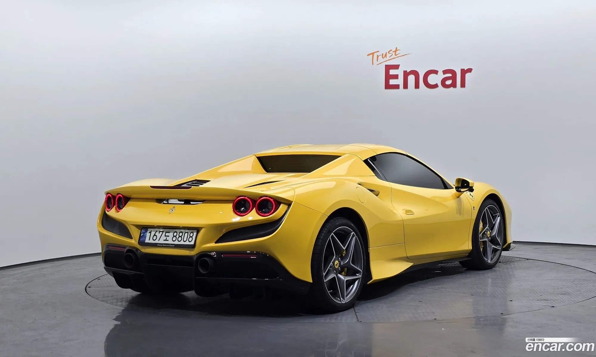 Ferrari F8 Spider 2021 — 14