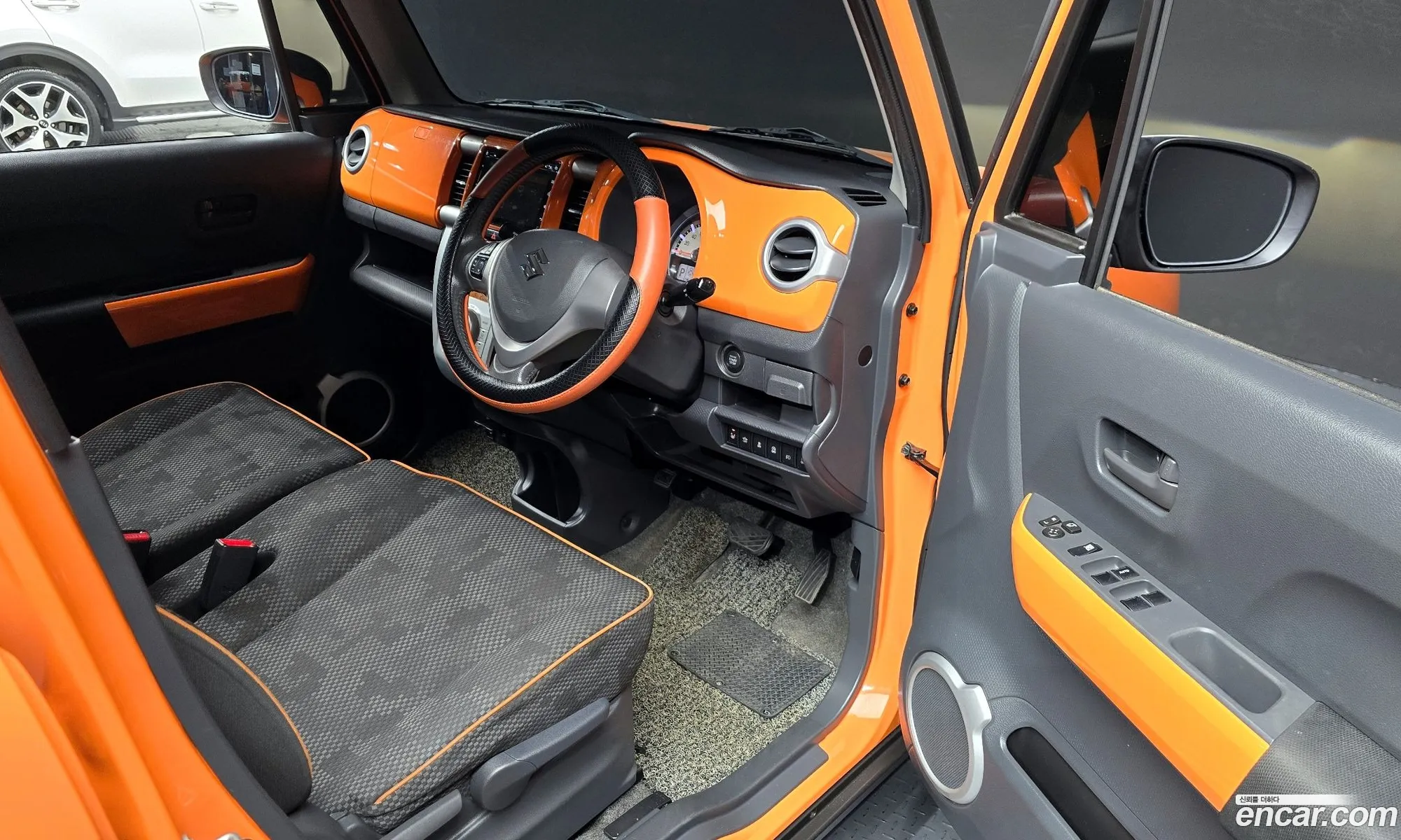 Suzuki Hustler 2016 — 15