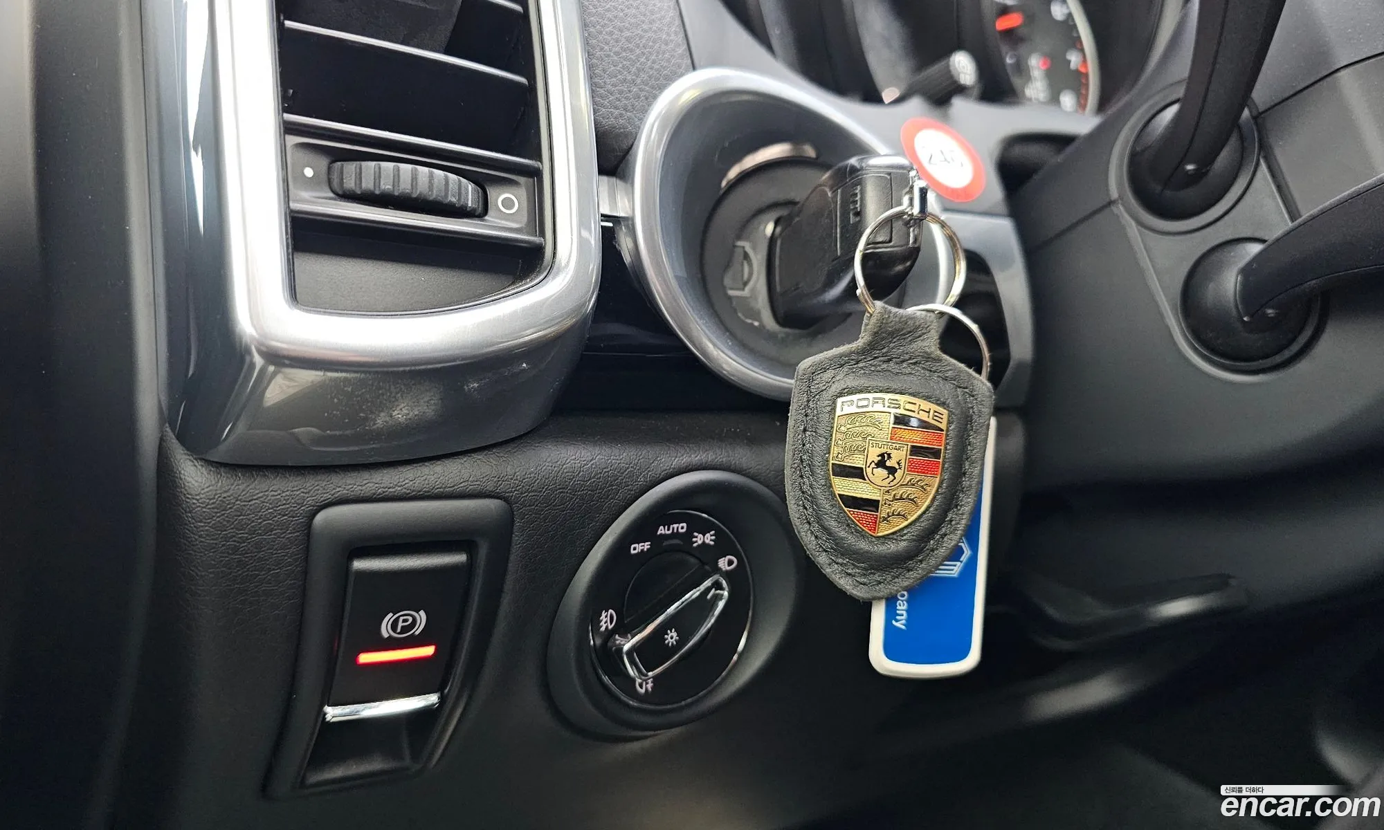 Porsche Cayenne 2015 WP1AA2923GLA04908 — 2