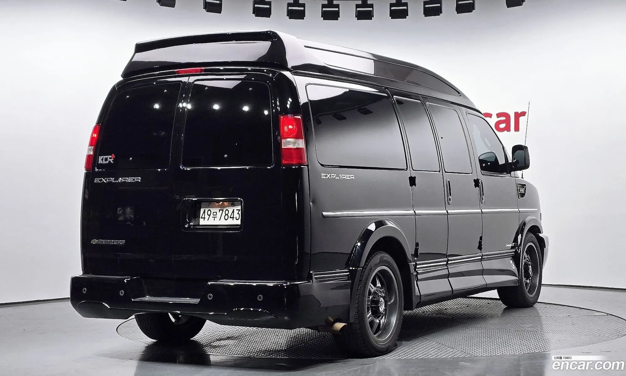 Chevrolet Express Van 2017 1GCWGAFG5H1268340 — 11