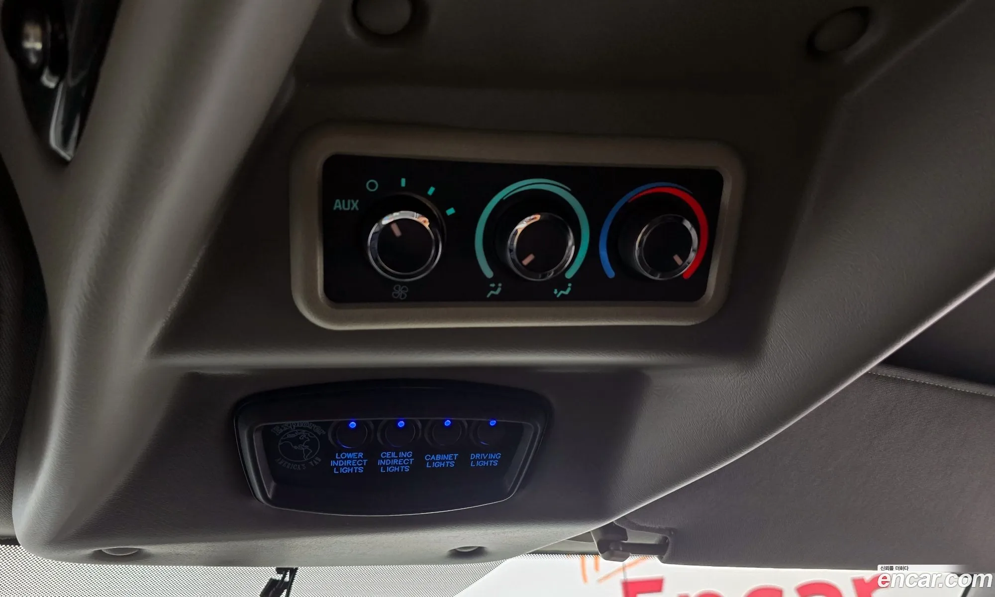 Chevrolet Express Van 2017 1GCWGAFG5H1268340 — 16